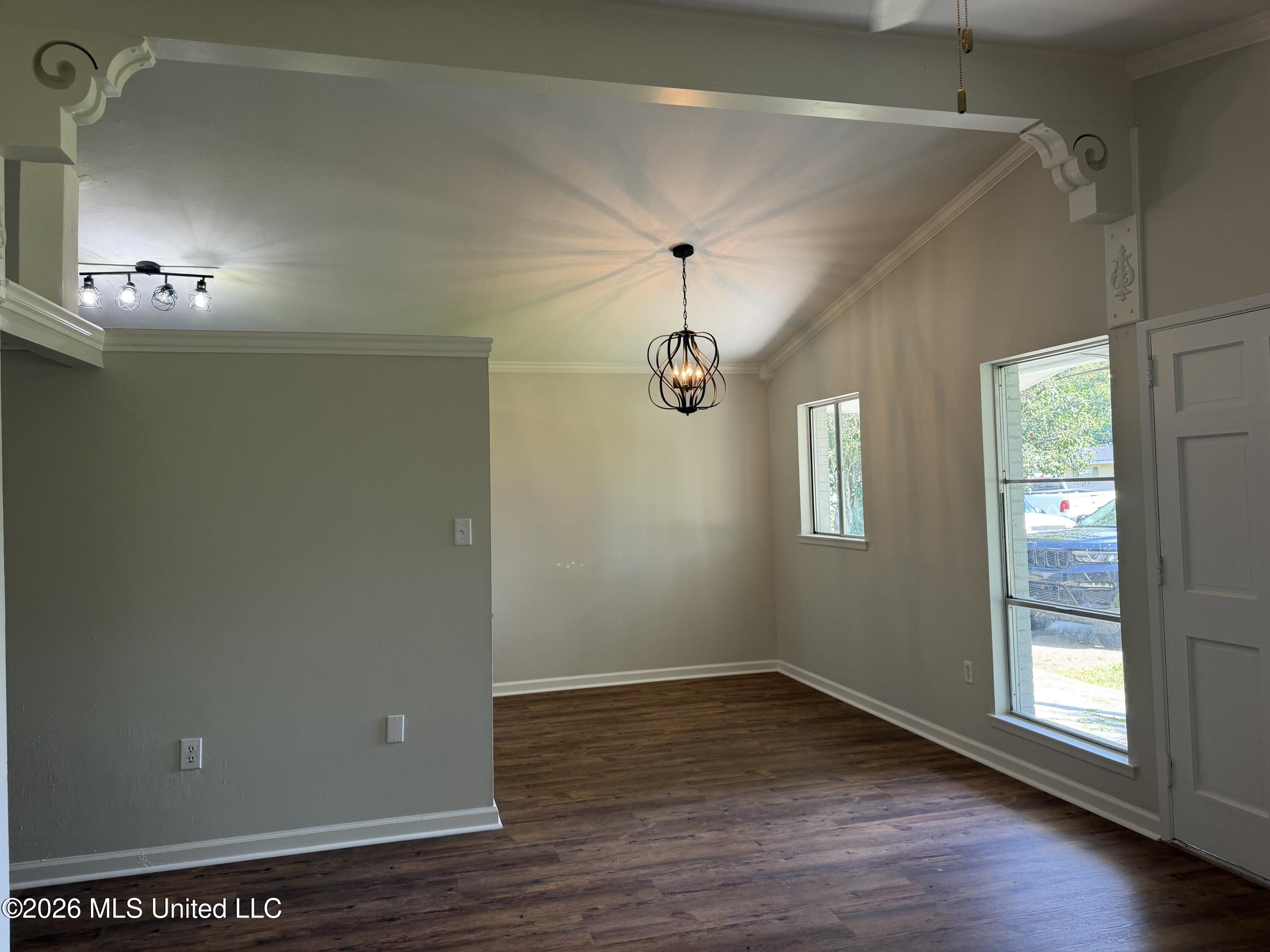 1114 Pear Street Property Photo 16