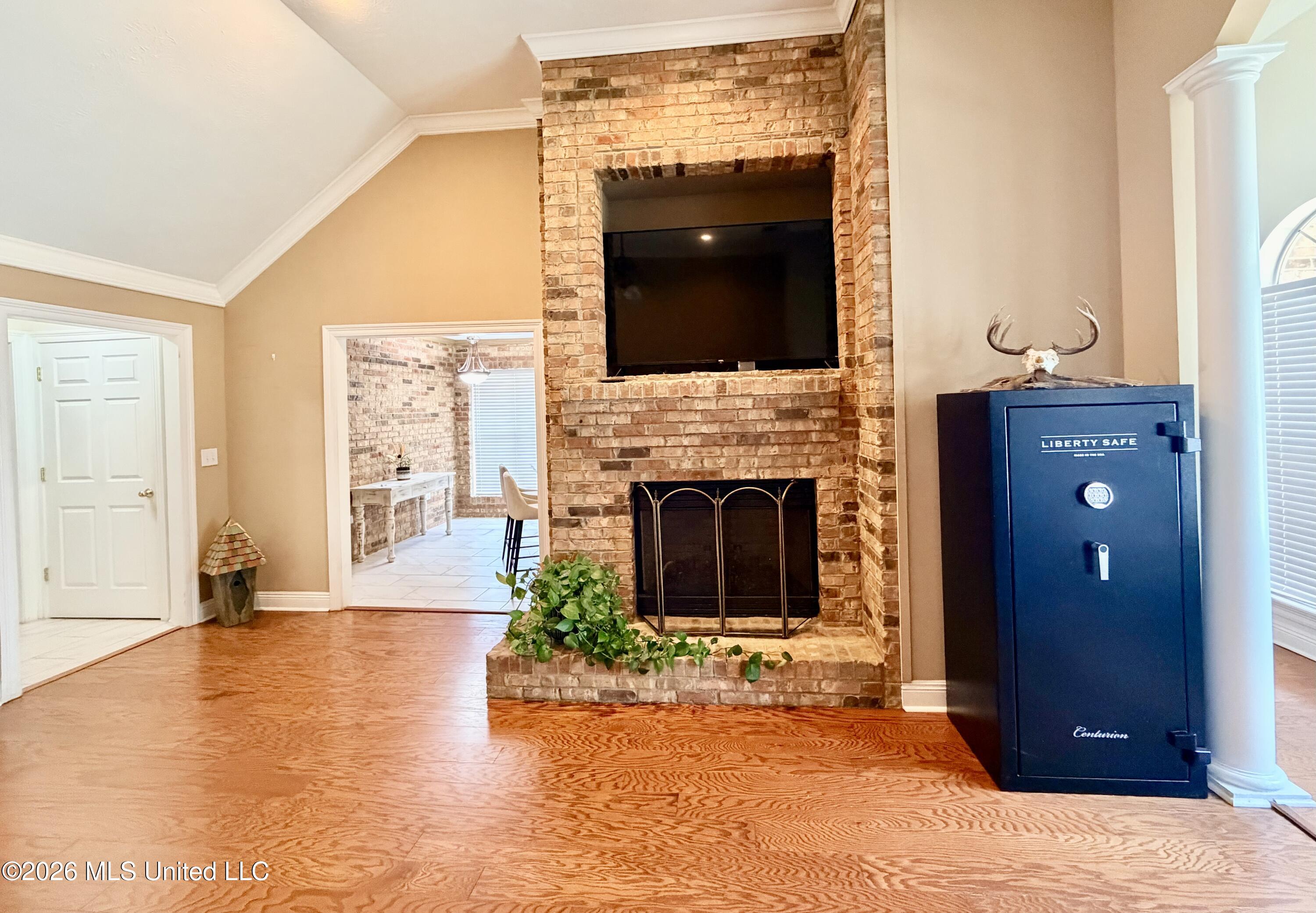 501 Lowe Circle Property Photo 8