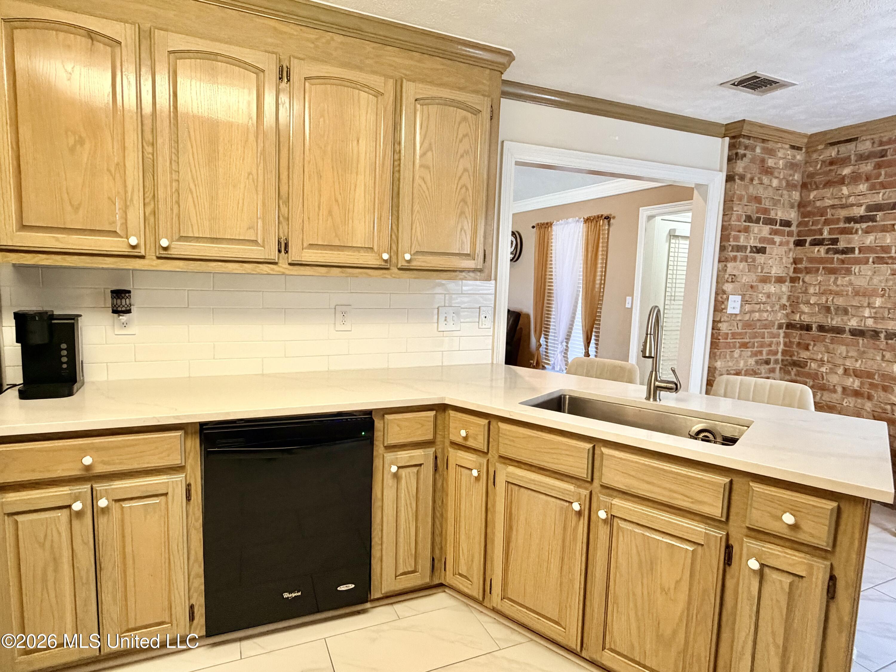 501 Lowe Circle Property Photo 16