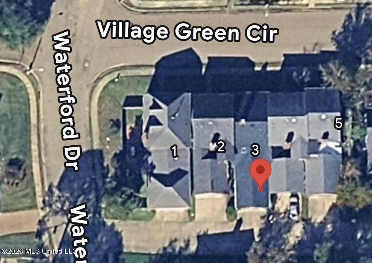 3 Village Green Circle Property Photo 15