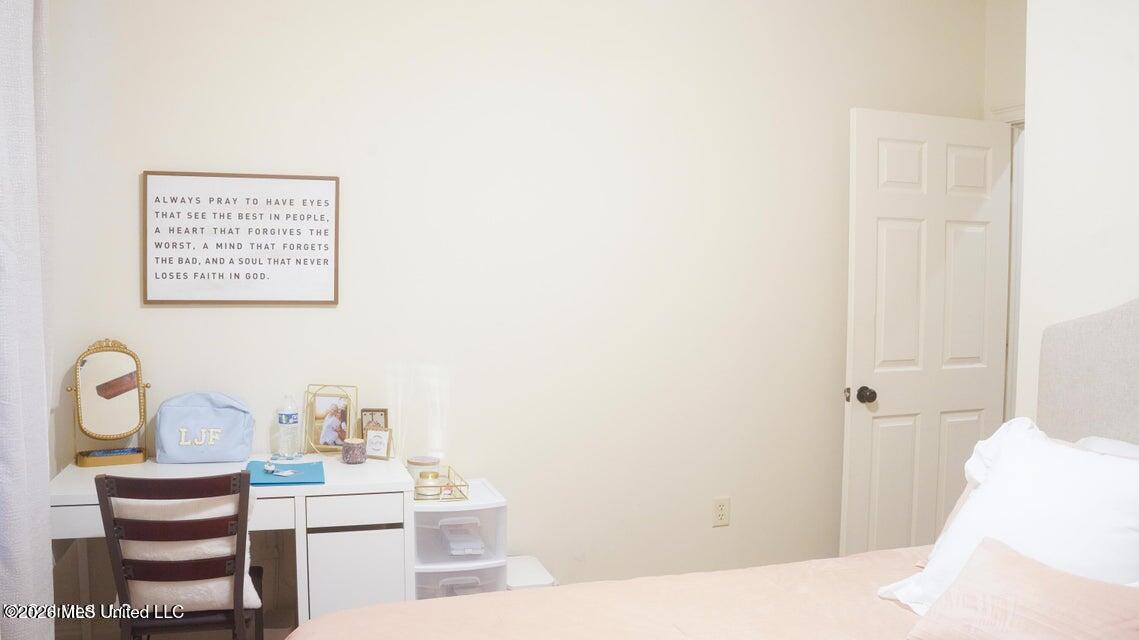 726 Euclid Avenue Property Photo 19