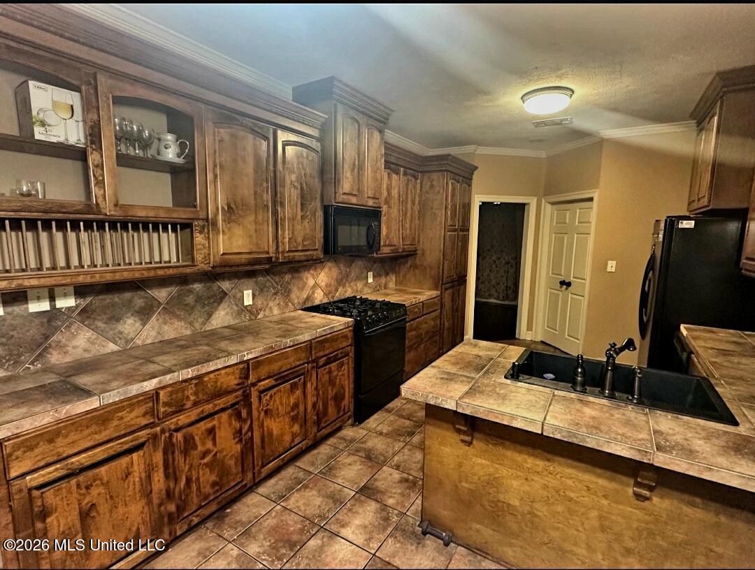 201 Eastside Lane Property Photo 3
