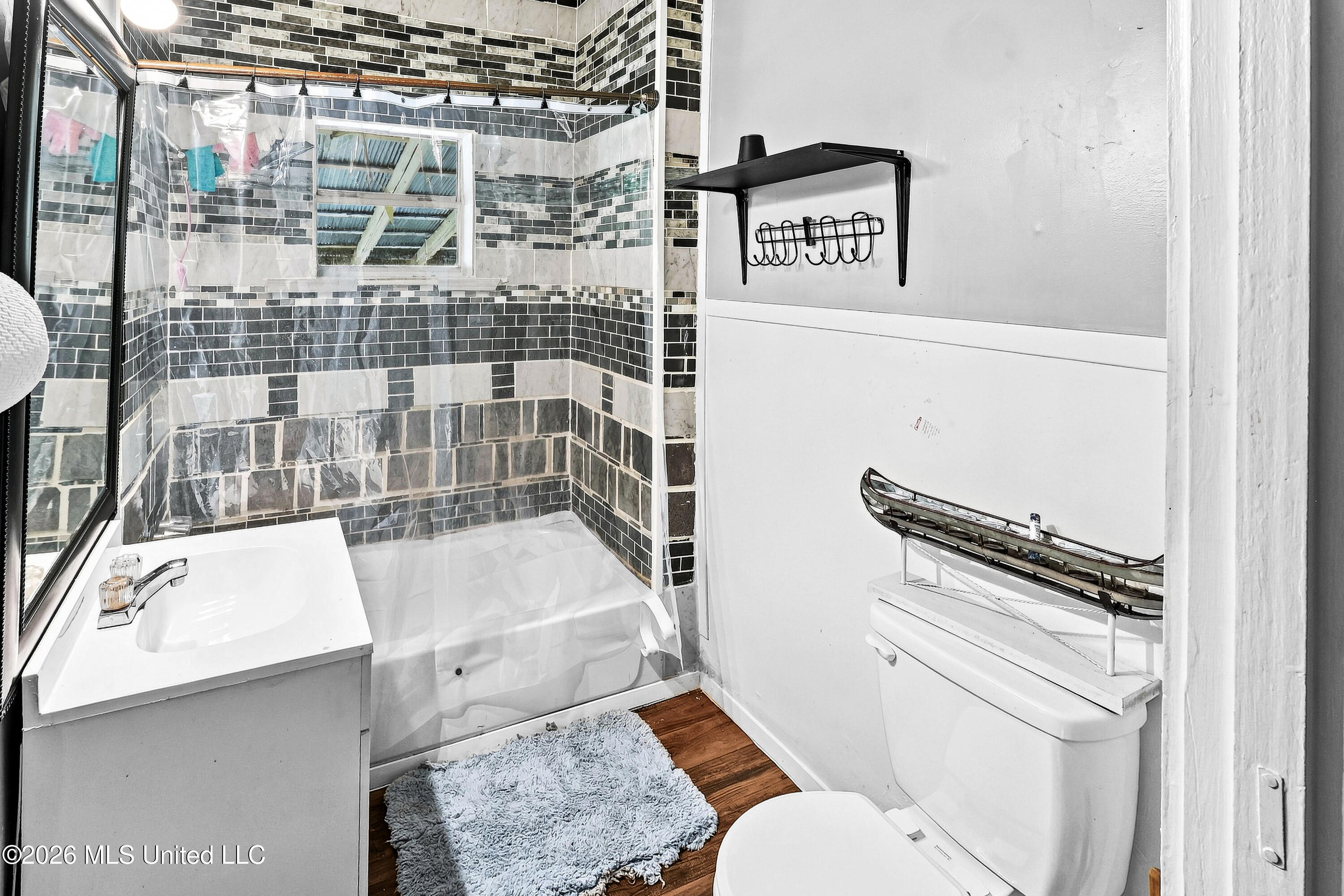 200 Stokes Robertson Road Property Photo 9