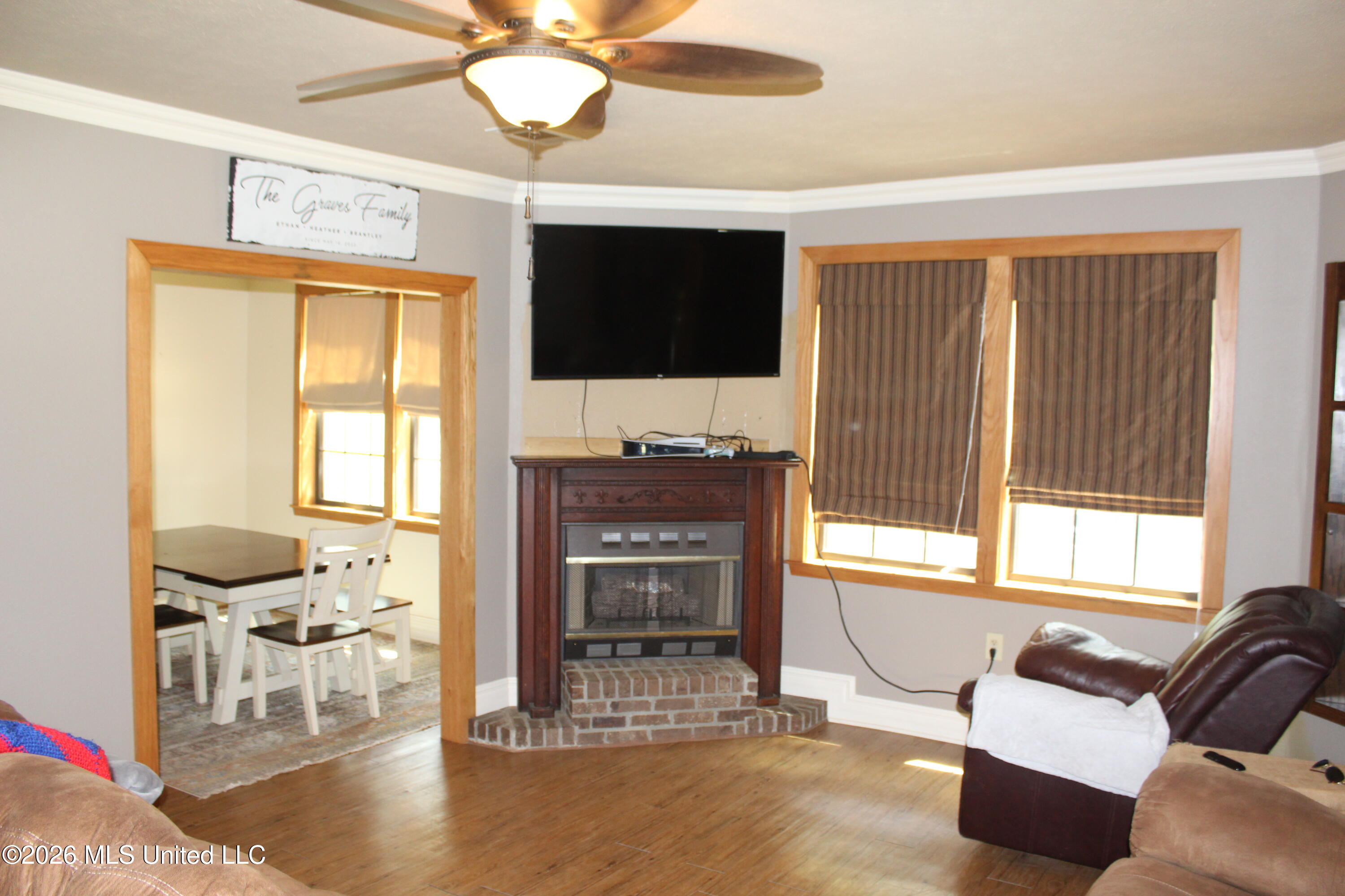 6631 Hamburg Road Property Photo 3