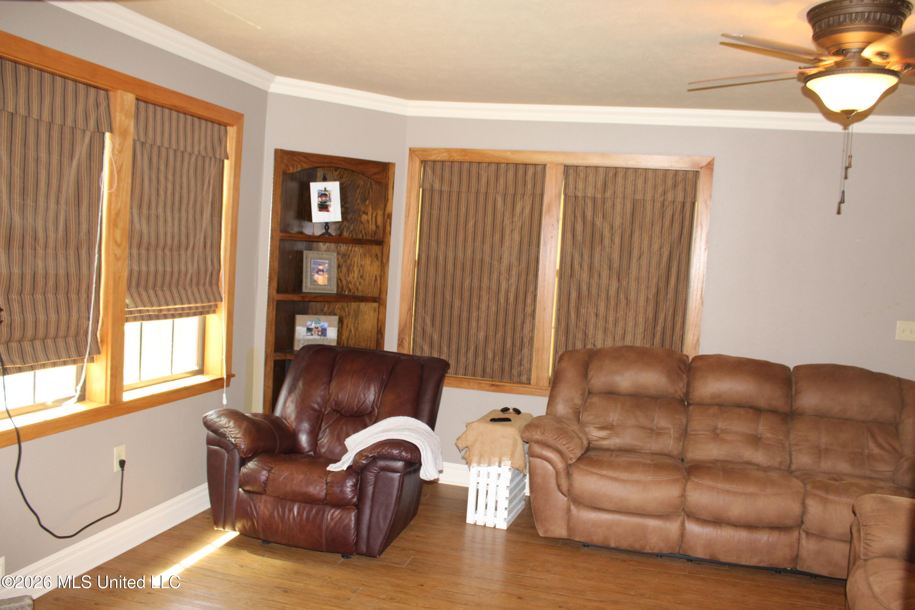 6631 Hamburg Road Property Photo 5