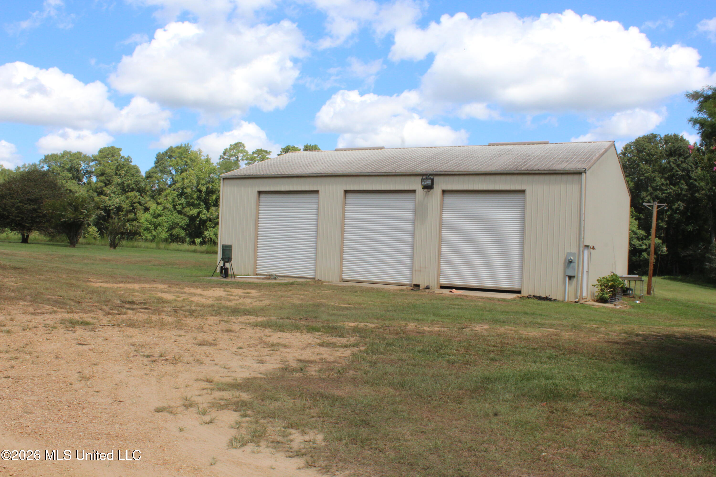 6631 Hamburg Road Property Photo 31