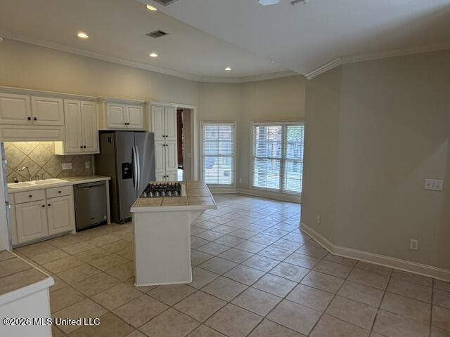 635 Wendover Way Property Photo 9