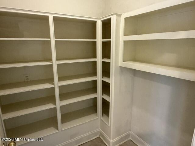 635 Wendover Way Property Photo 10