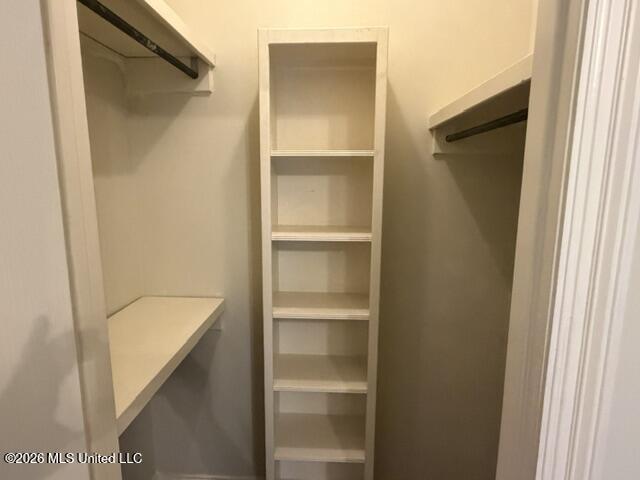 635 Wendover Way Property Photo 25