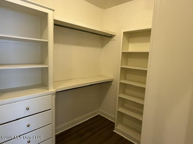 635 Wendover Way Property Photo 36