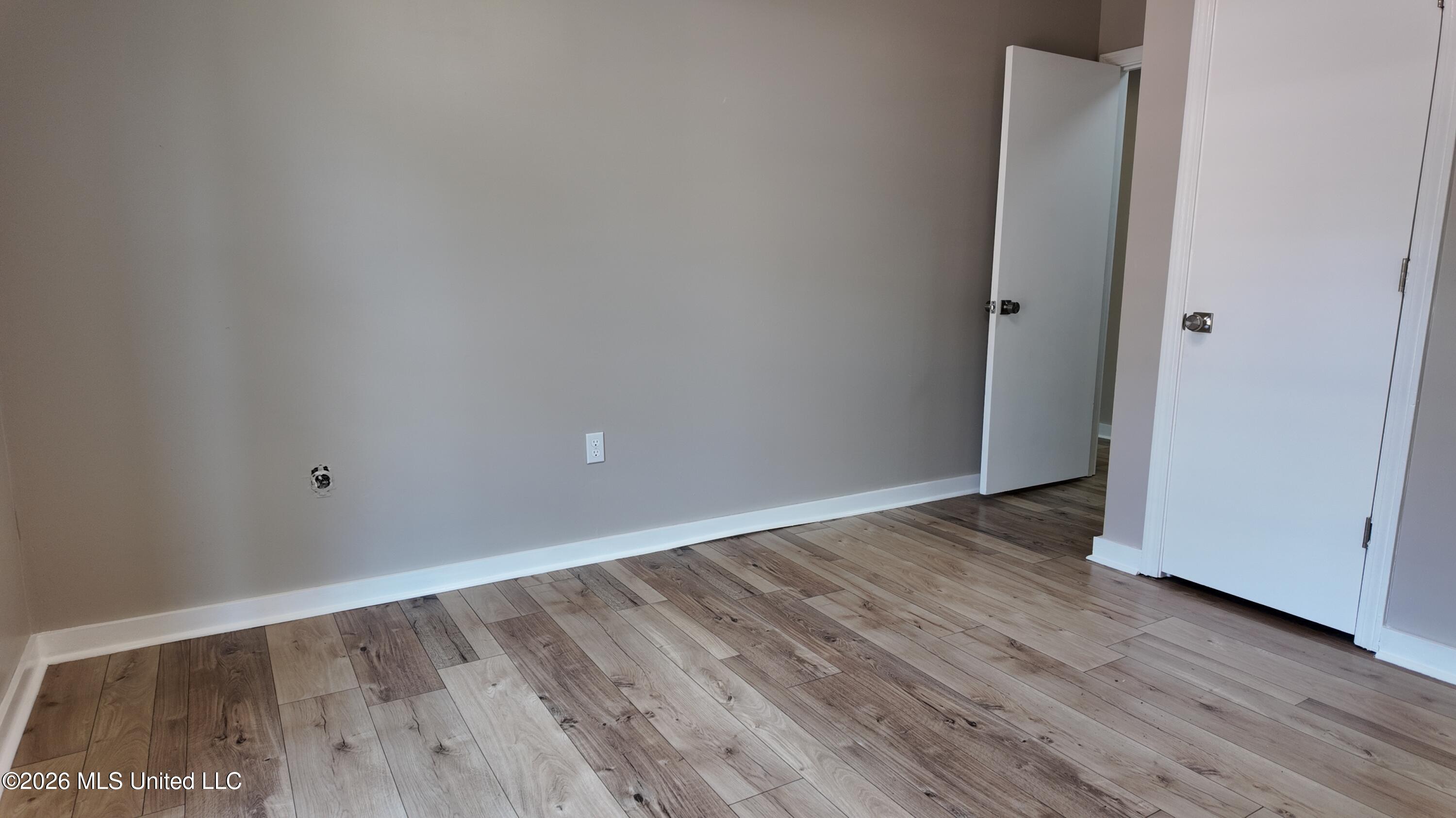 315 Cedarwood Drive Property Photo 16