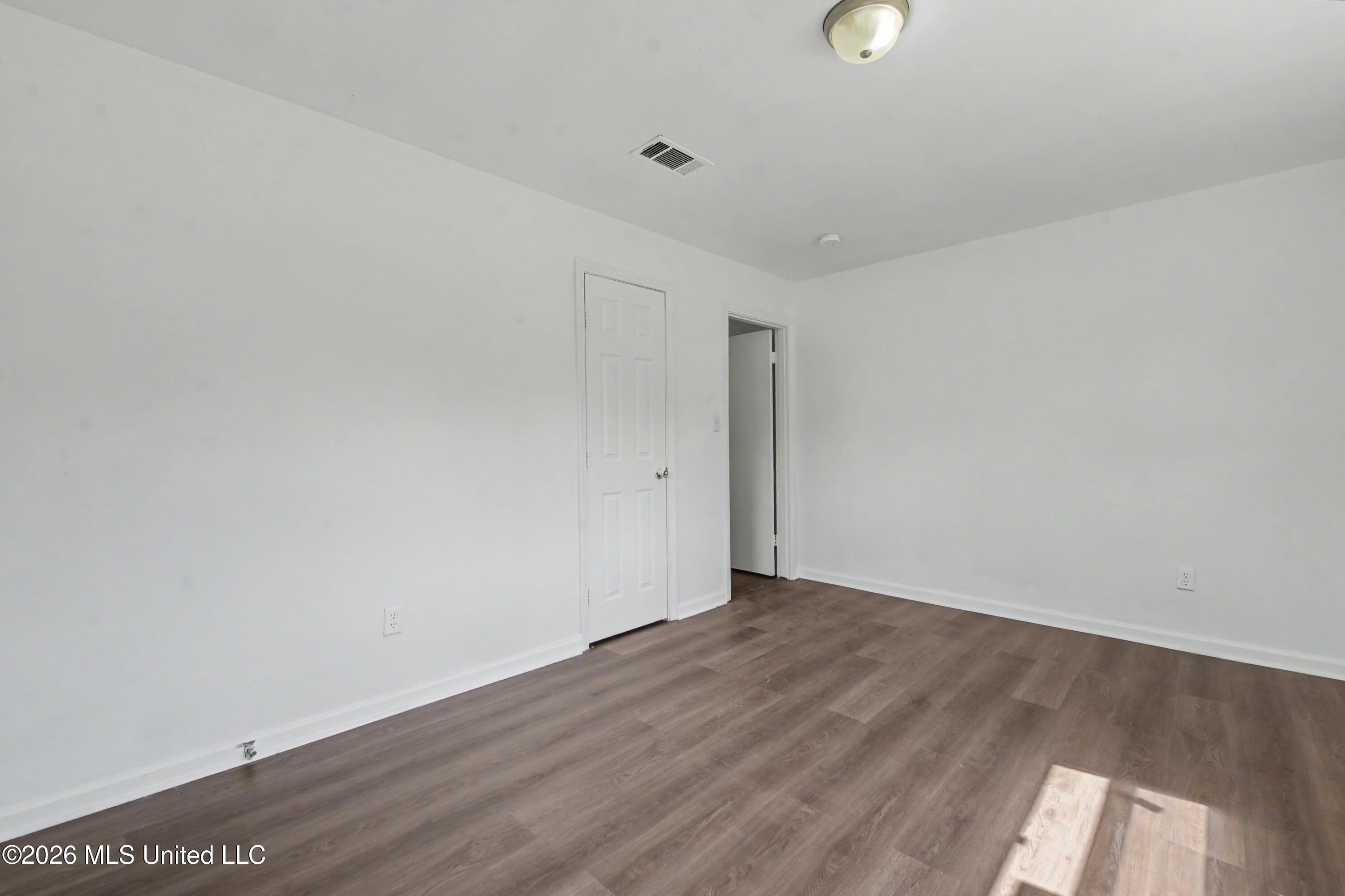 4330 Griffin Street Property Photo 17