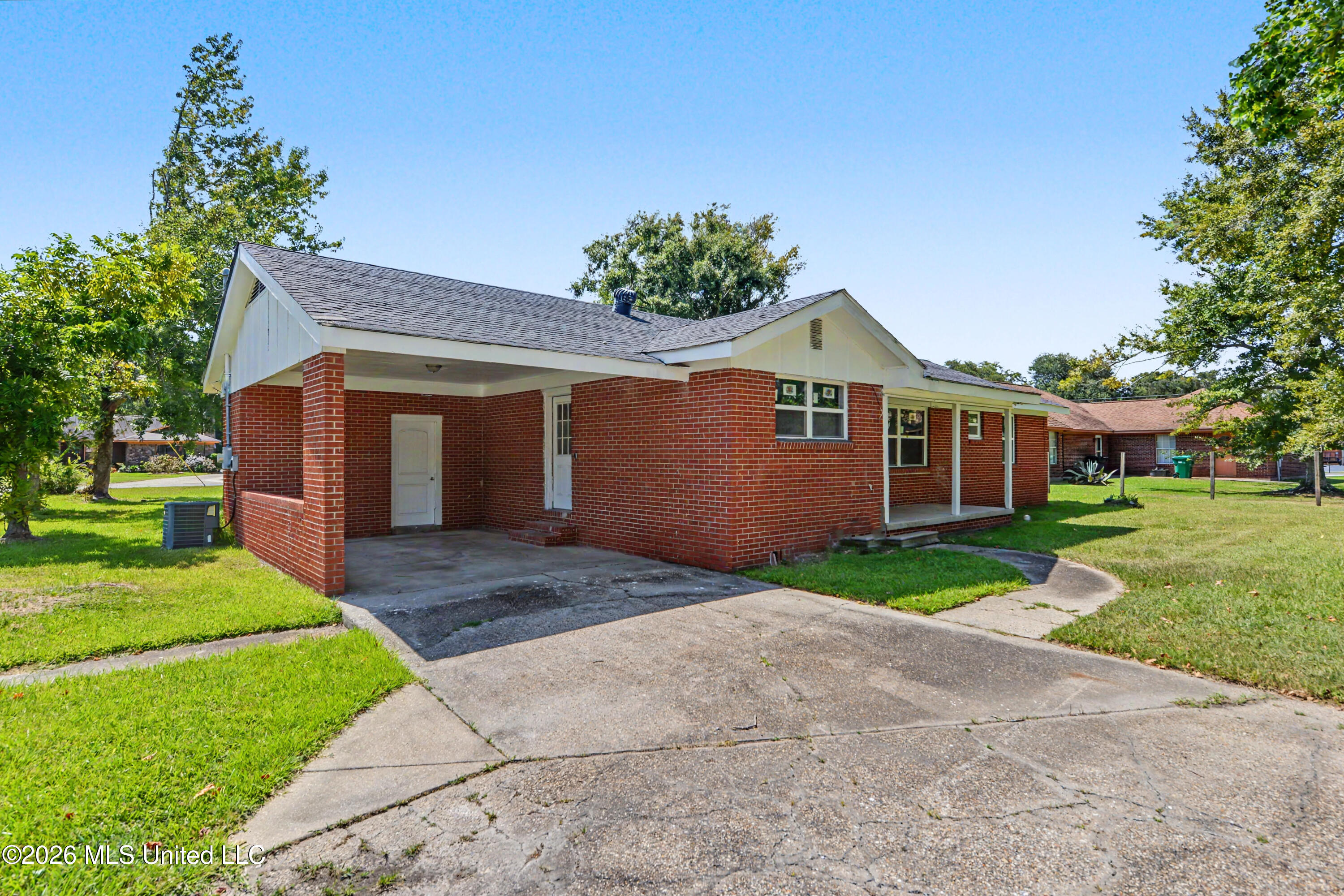 4330 Griffin Street Property Photo 27