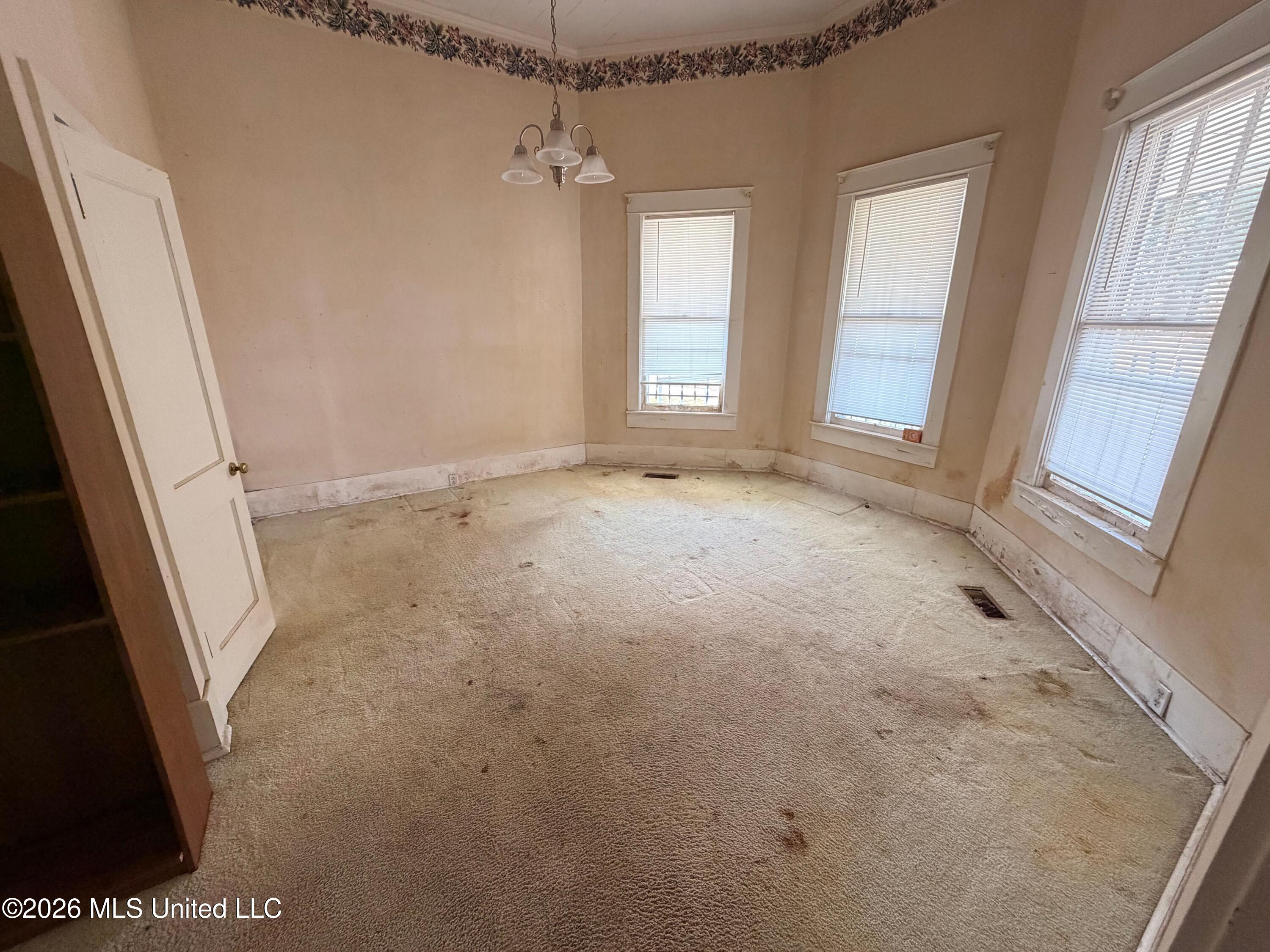 29 South Street Property Photo 11