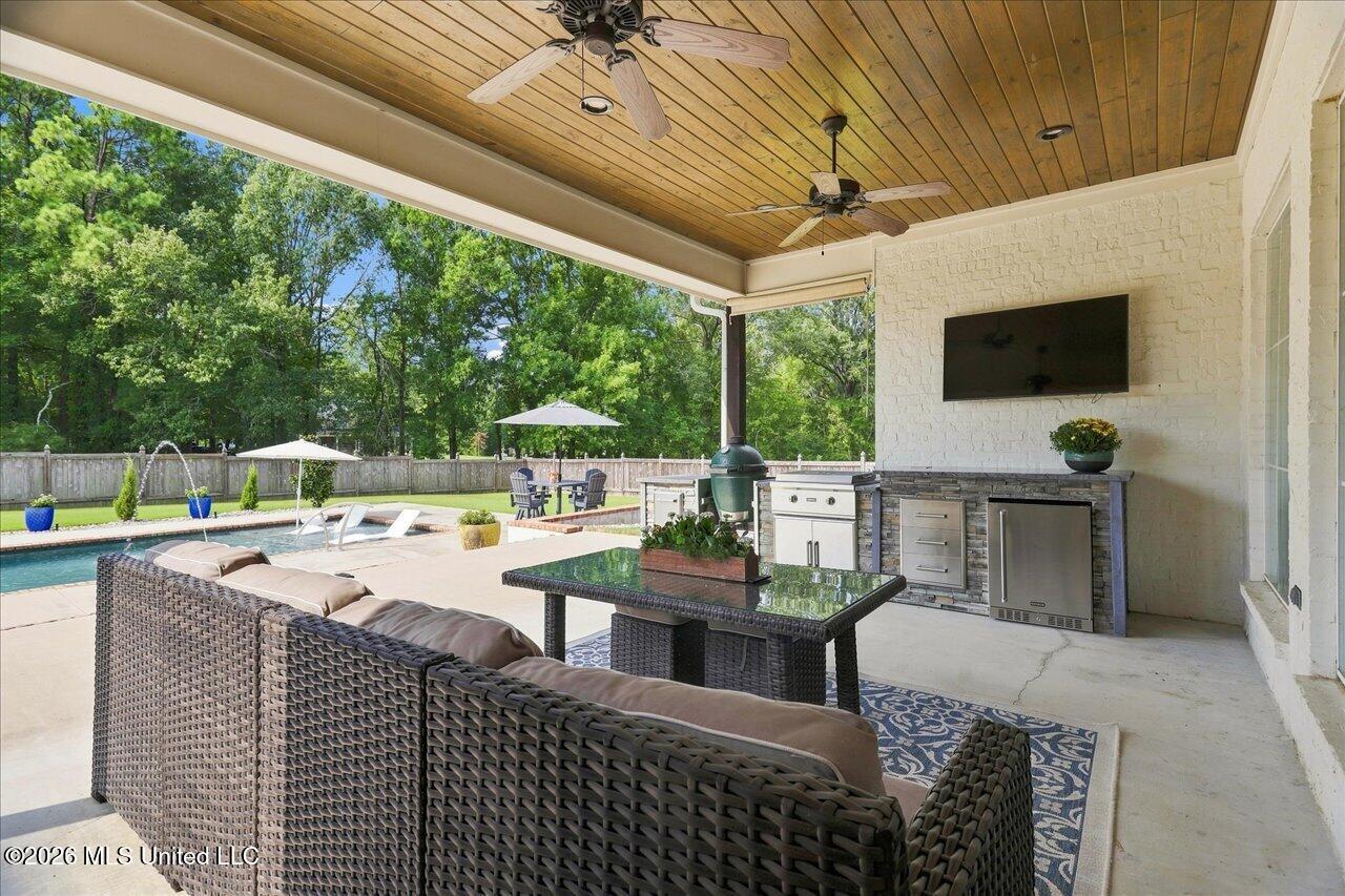 730 Cotton Creek Trail Property Photo 48