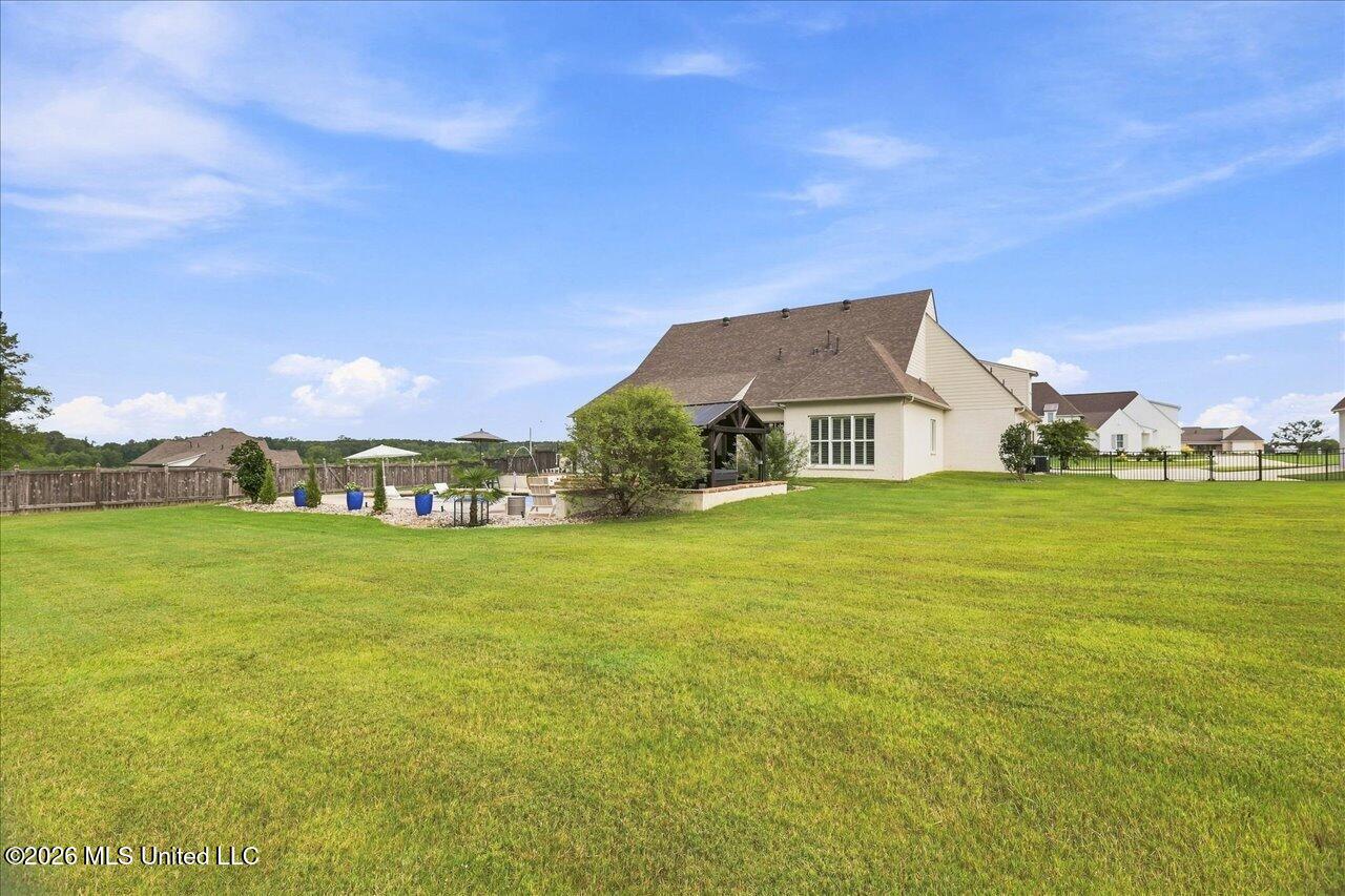 730 Cotton Creek Trail Property Photo 56