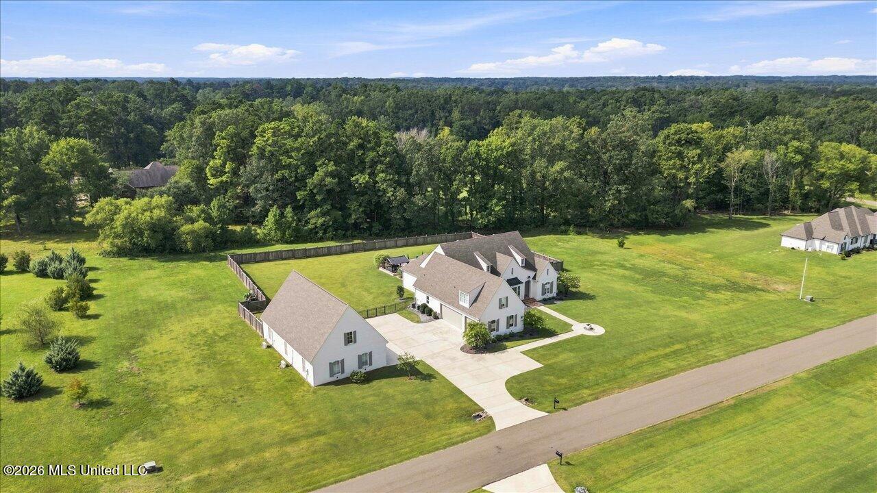 730 Cotton Creek Trail Property Photo 70