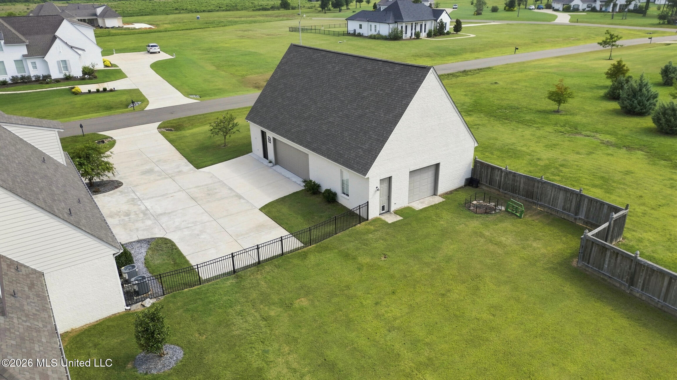 730 Cotton Creek Trail Property Photo 75