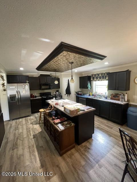 160 Woodsdale Circle Property Photo 6