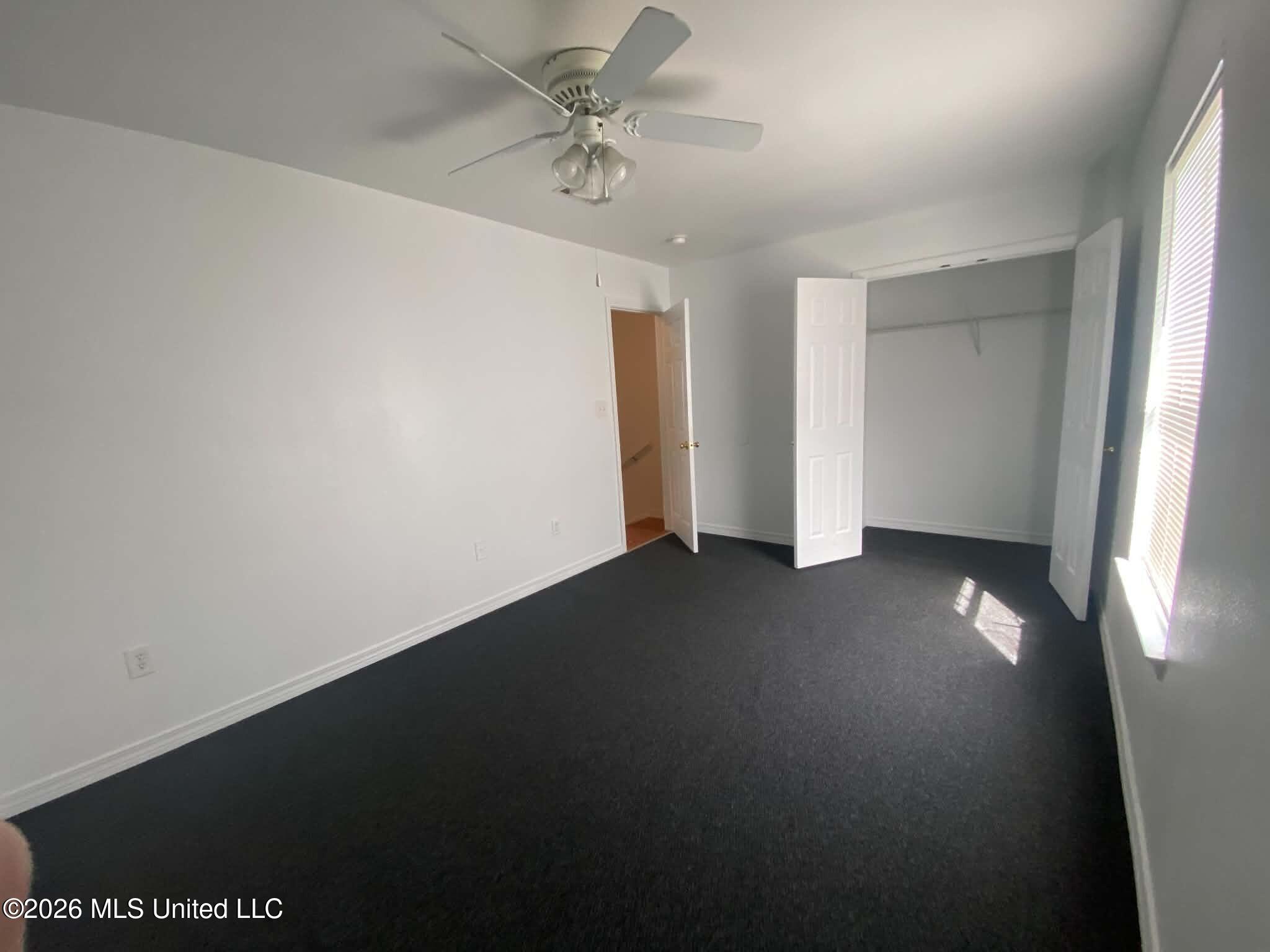 14425 Whitney Drive Property Photo 6