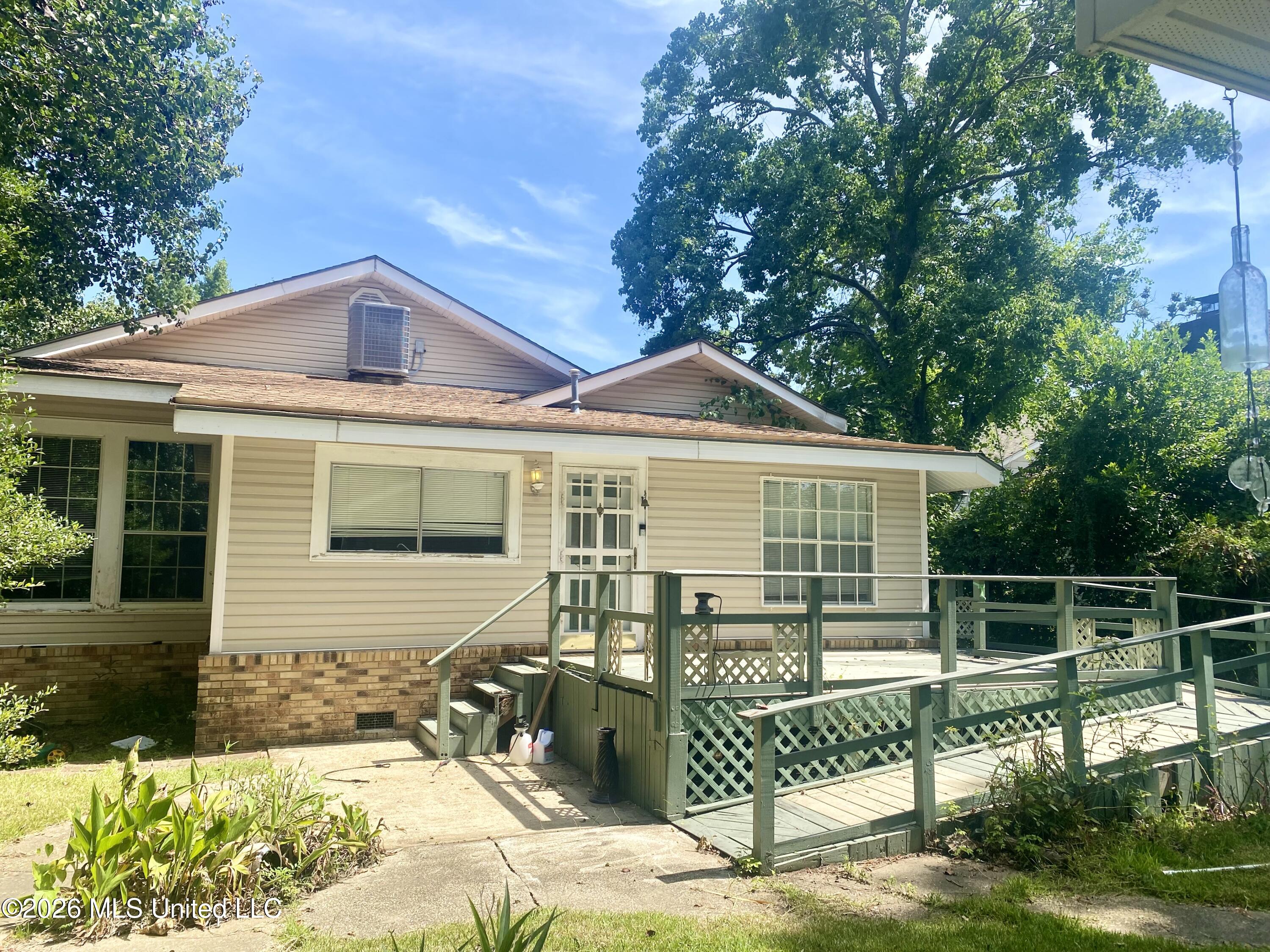107 Pearl Street Property Photo 4
