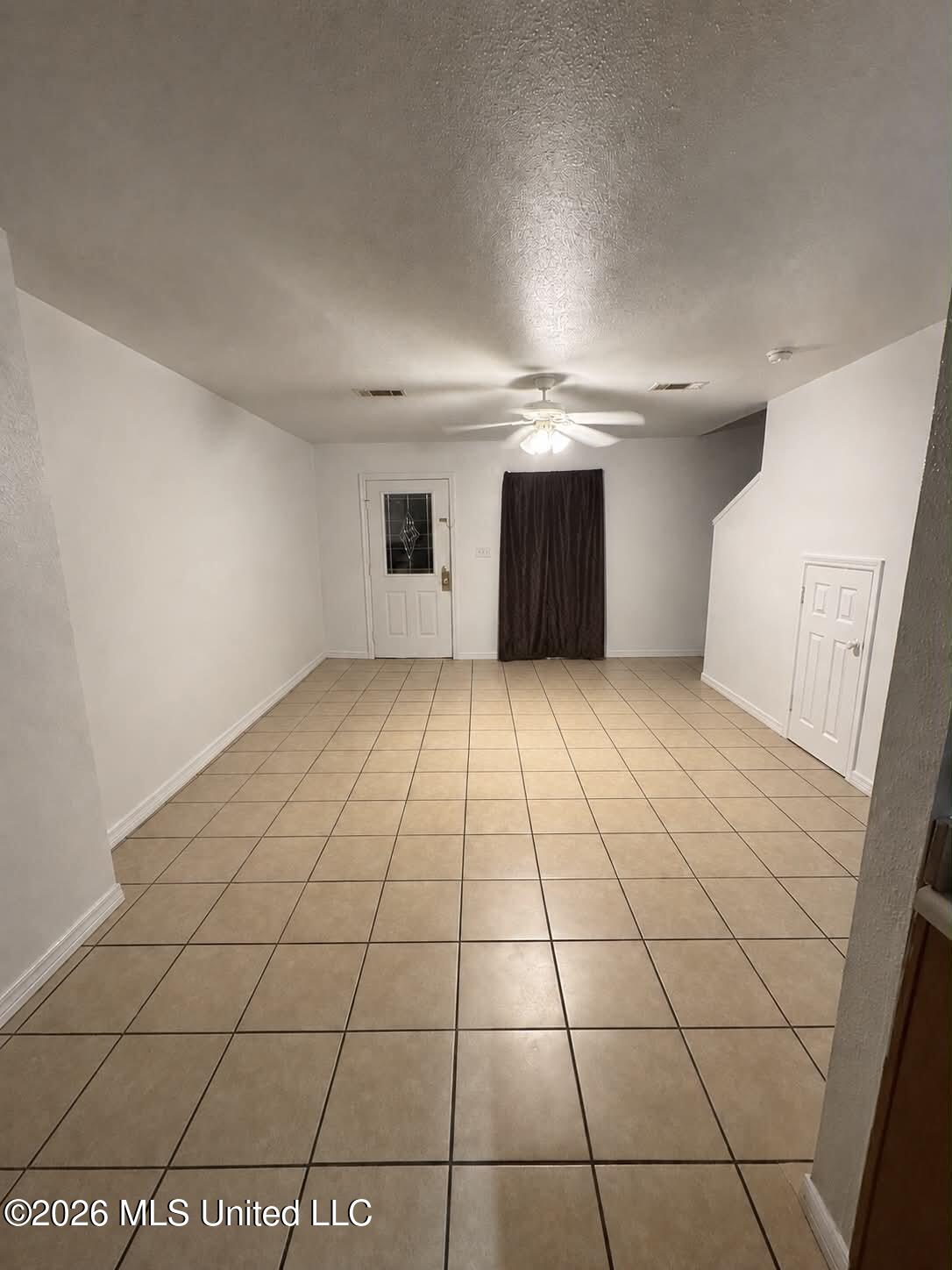 14441 Whitney Drive Property Photo 3