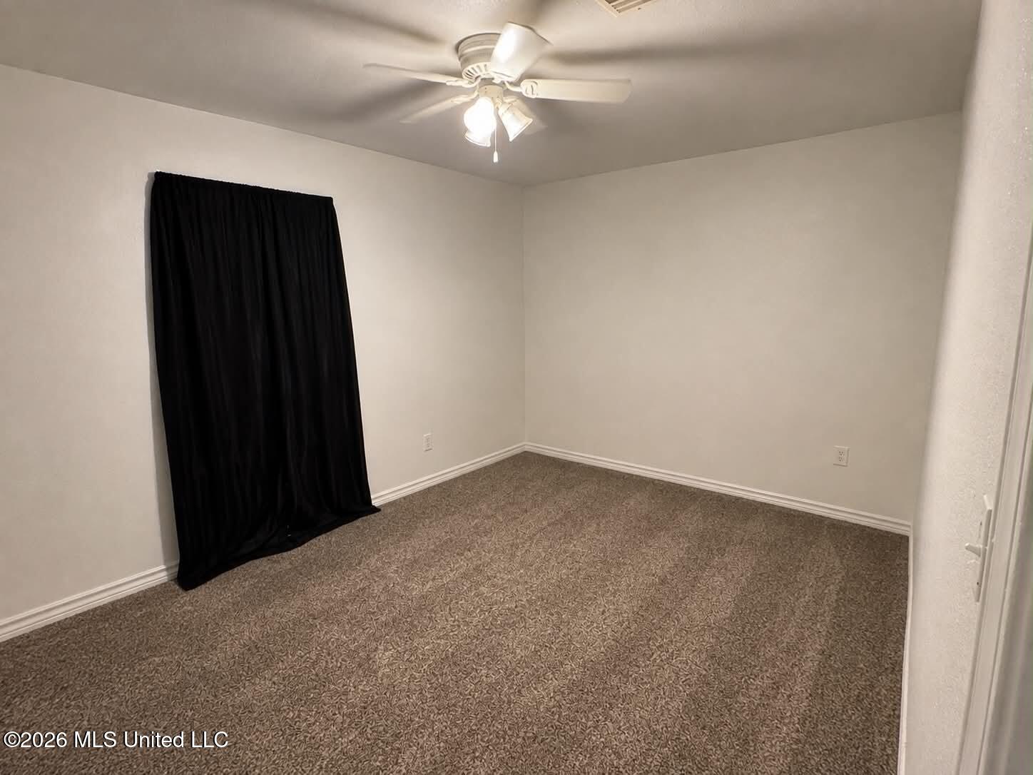 14441 Whitney Drive Property Photo 6