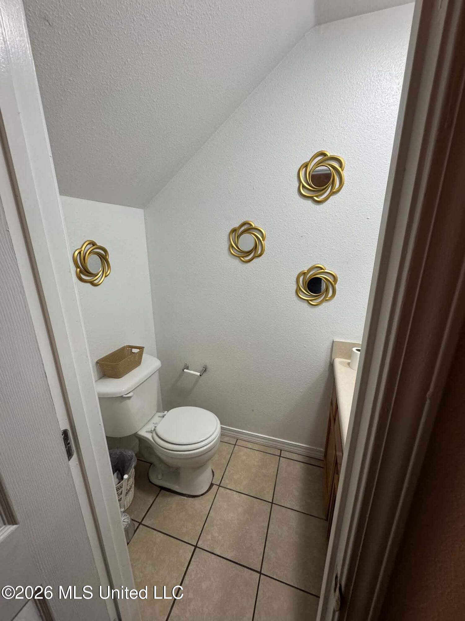 14441 Whitney Drive Property Photo 9