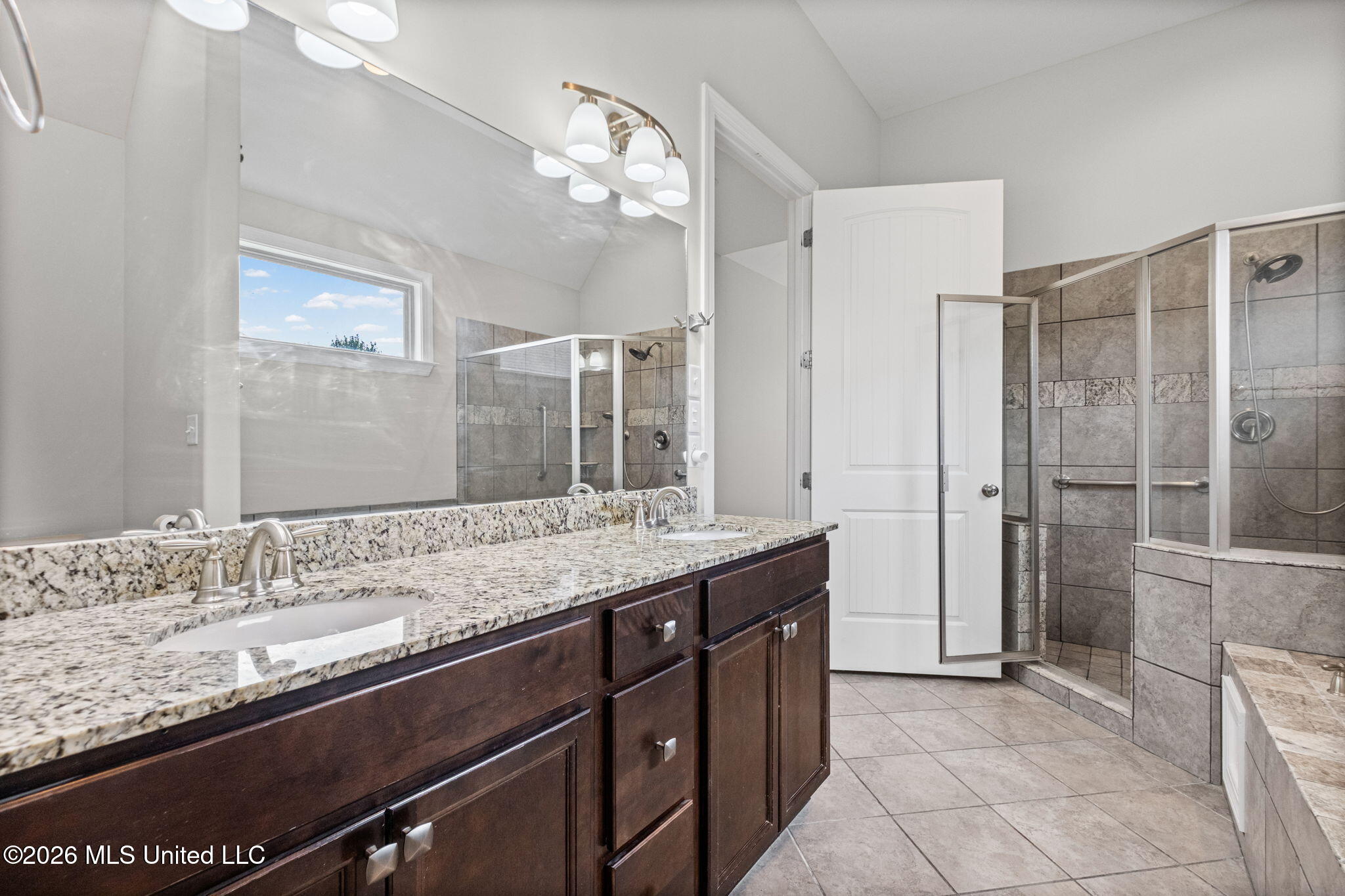 4276 Ridgemont Road Property Photo 10