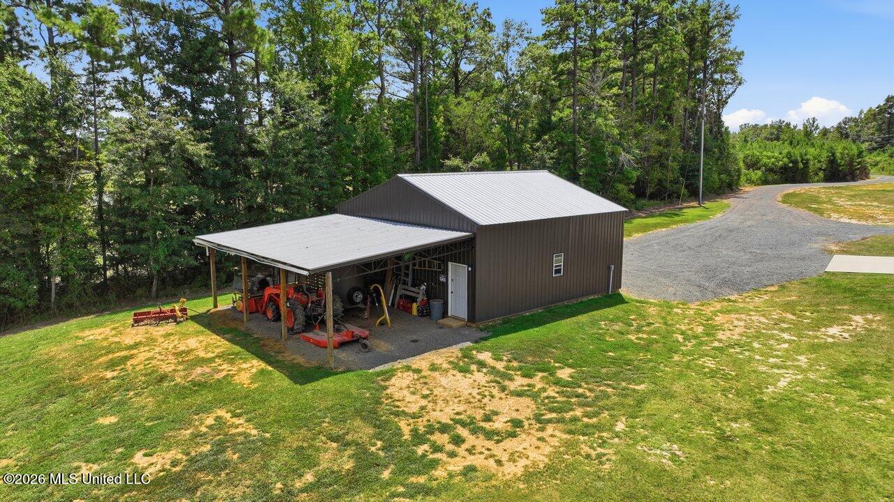 601 Mccullough Mclin Road Property Photo 2