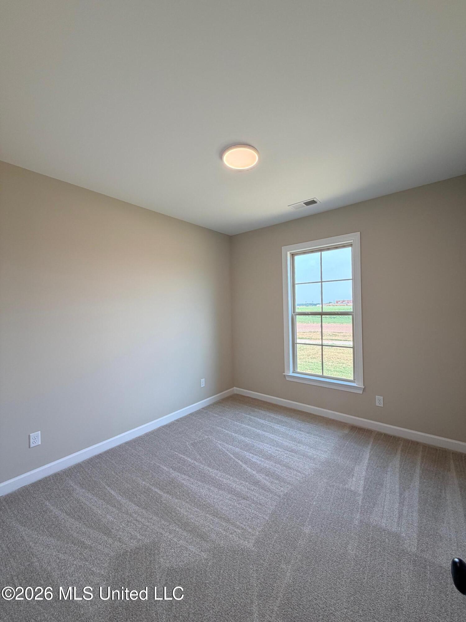 3123 E School Loop Road Property Photo 5
