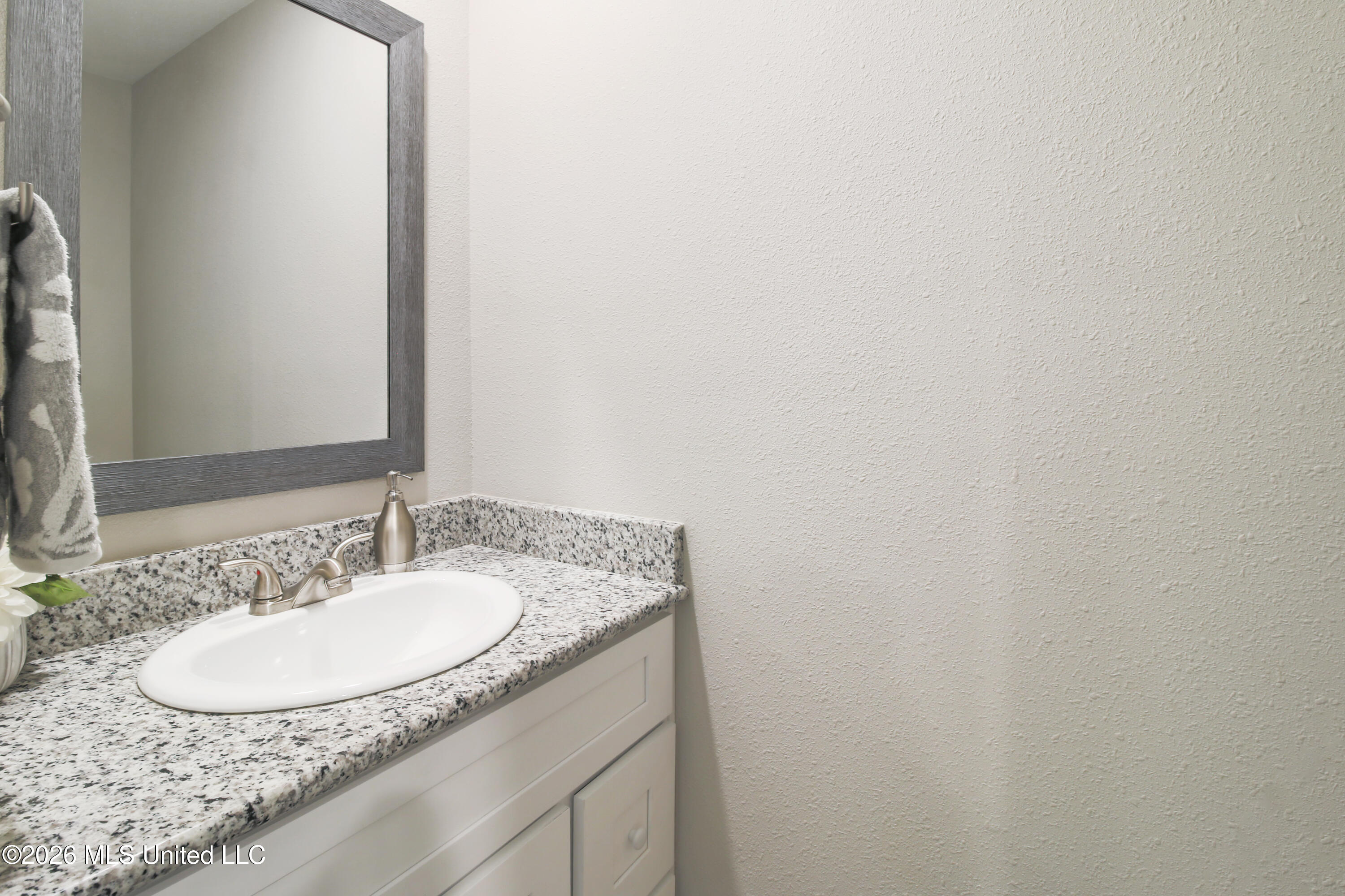 13498 Kelly Street Property Photo 15