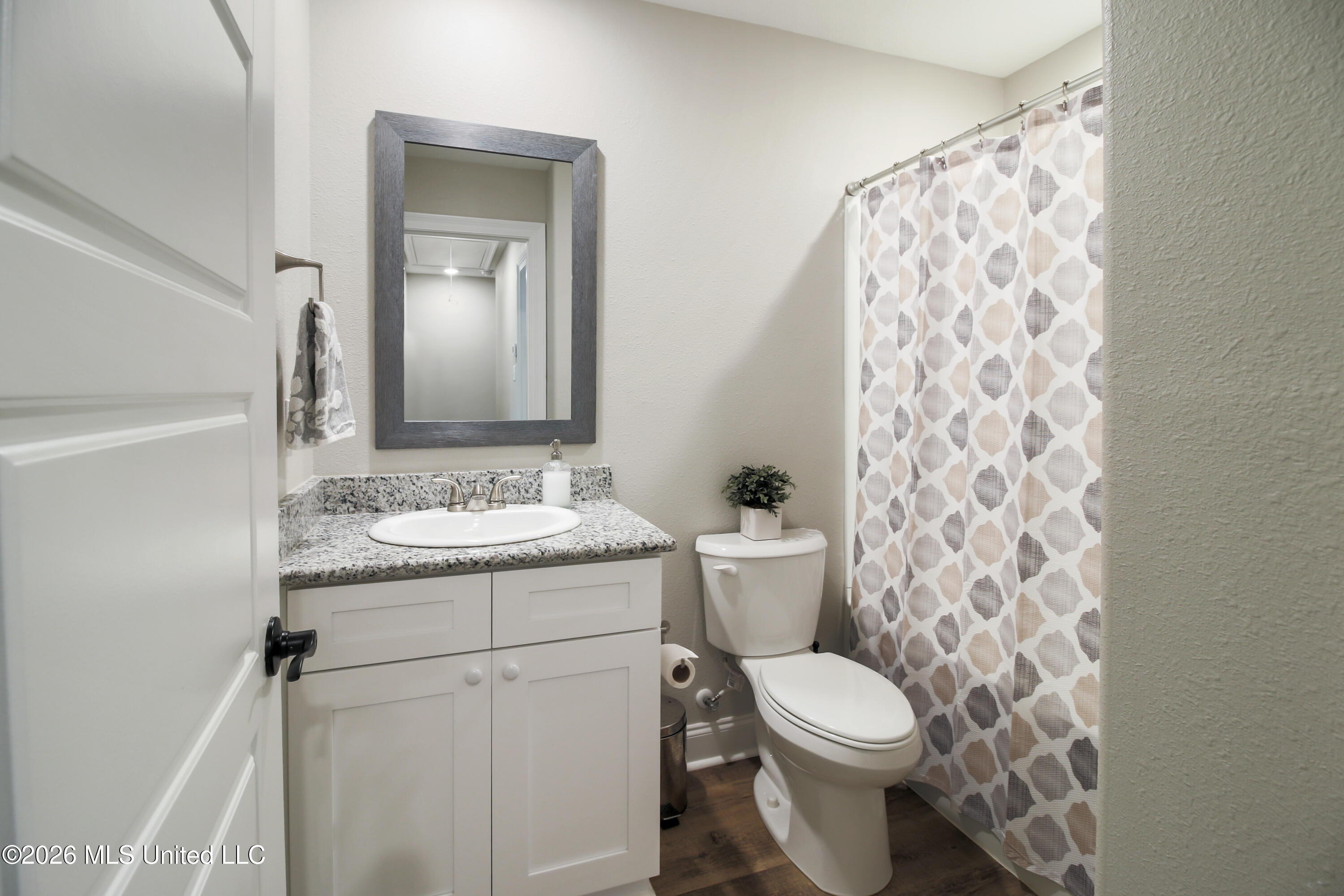 13498 Kelly Street Property Photo 22