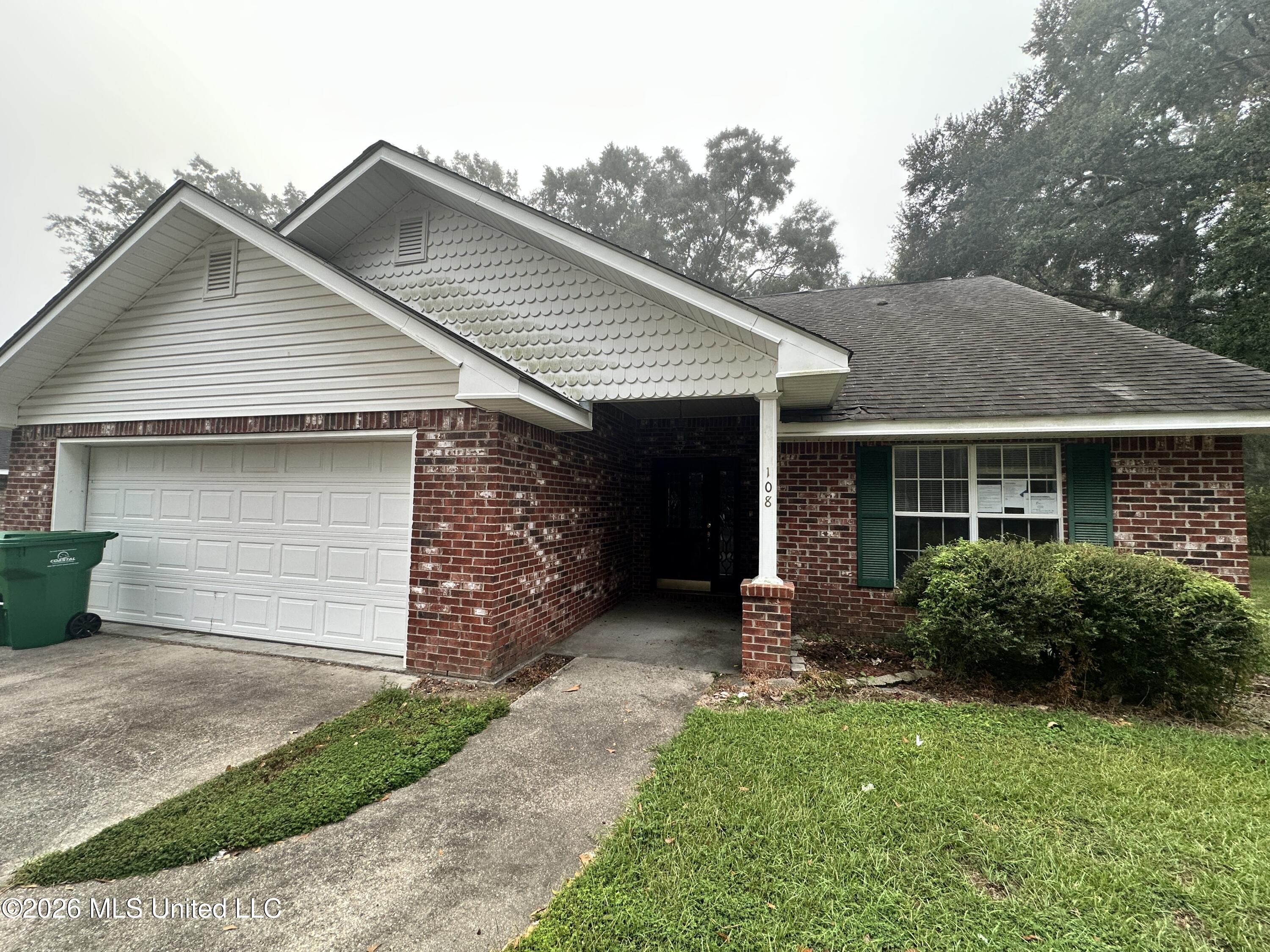 108 Maria Street Property Photo 1