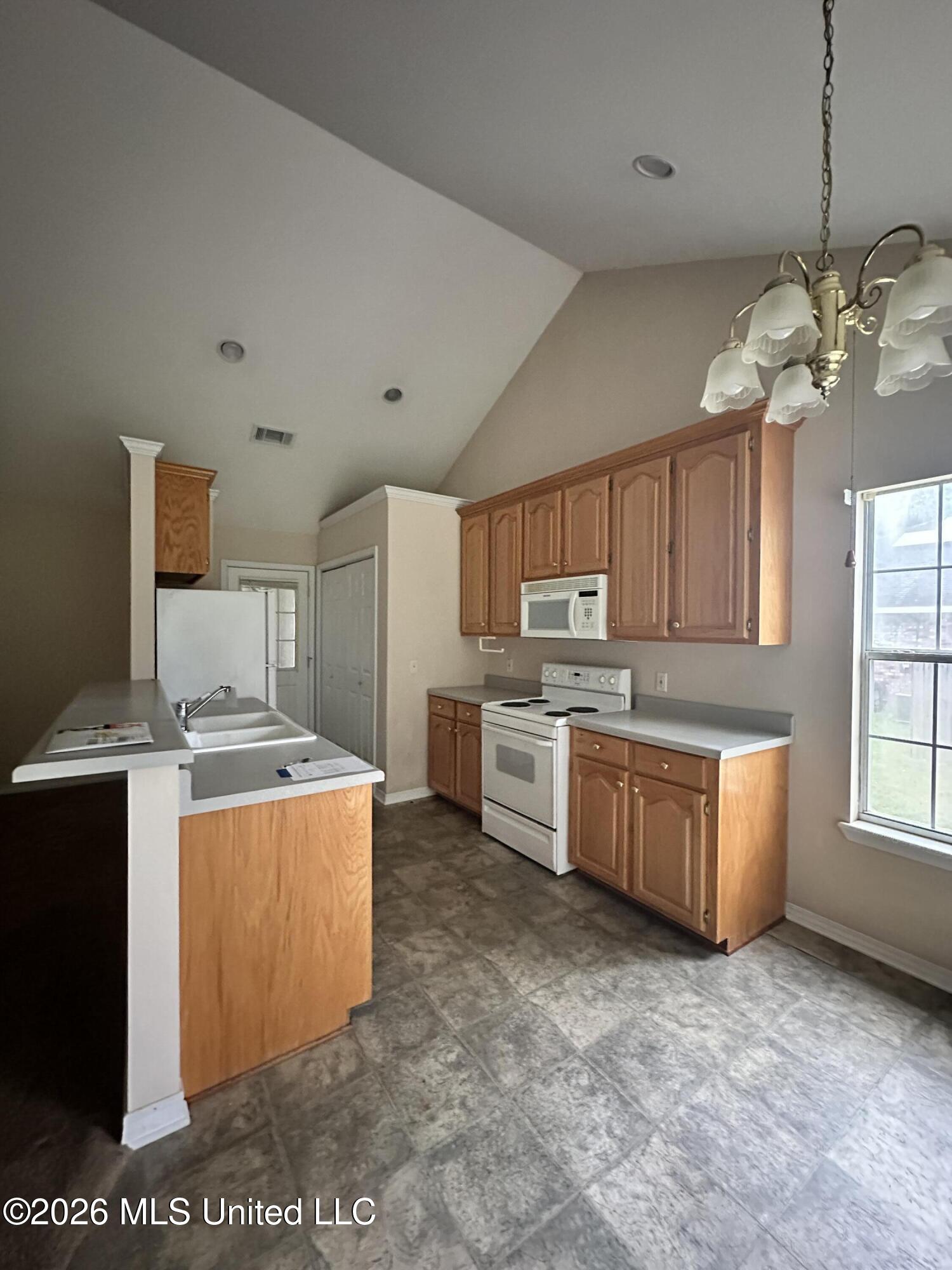 108 Maria Street Property Photo 7