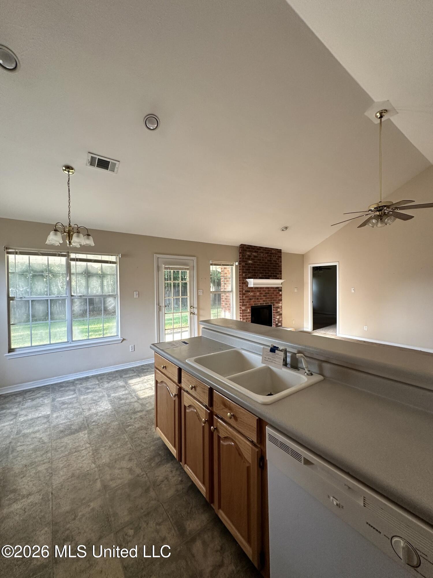 108 Maria Street Property Photo 8