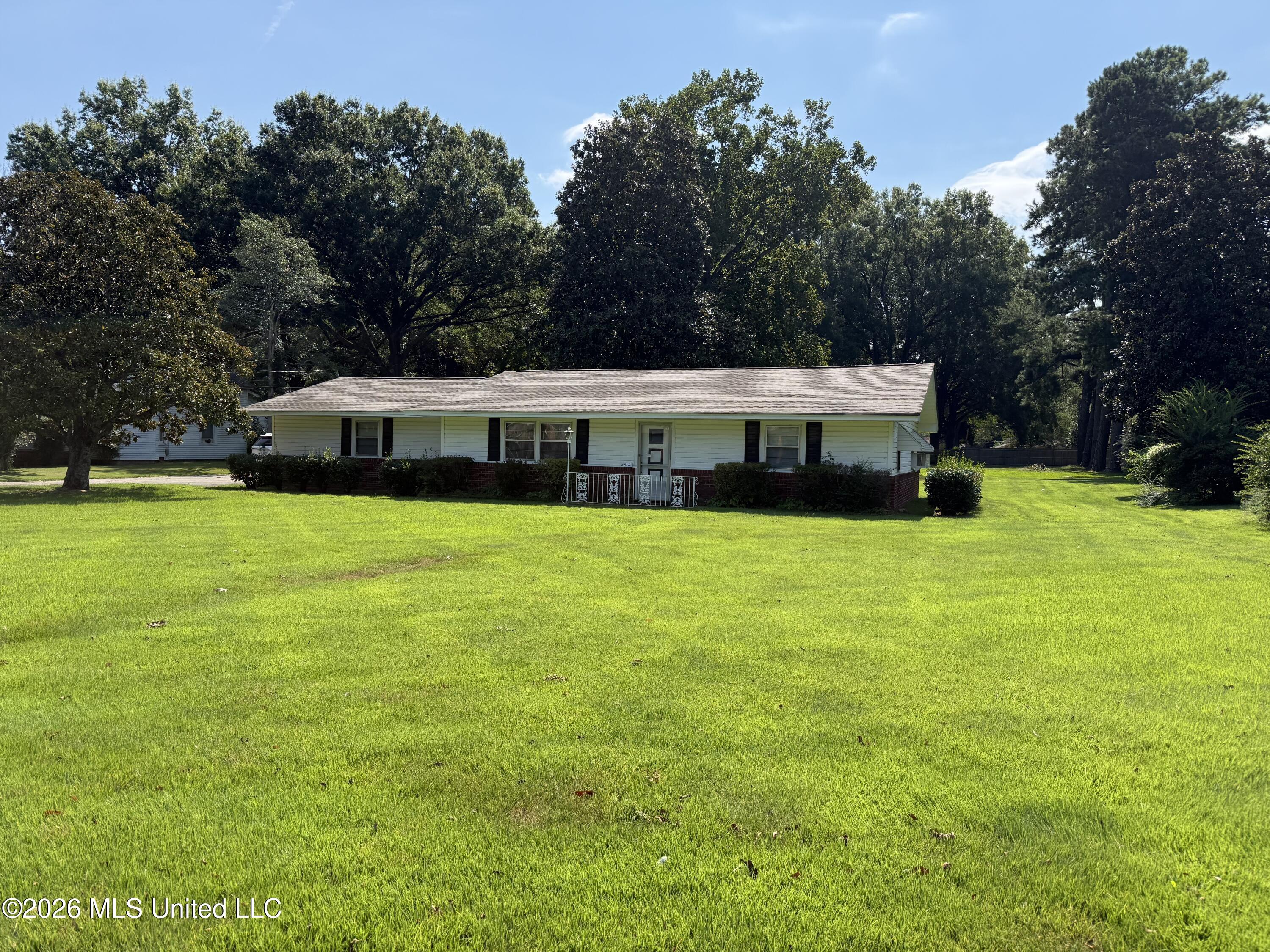 6828 Mill Street Property Photo 1