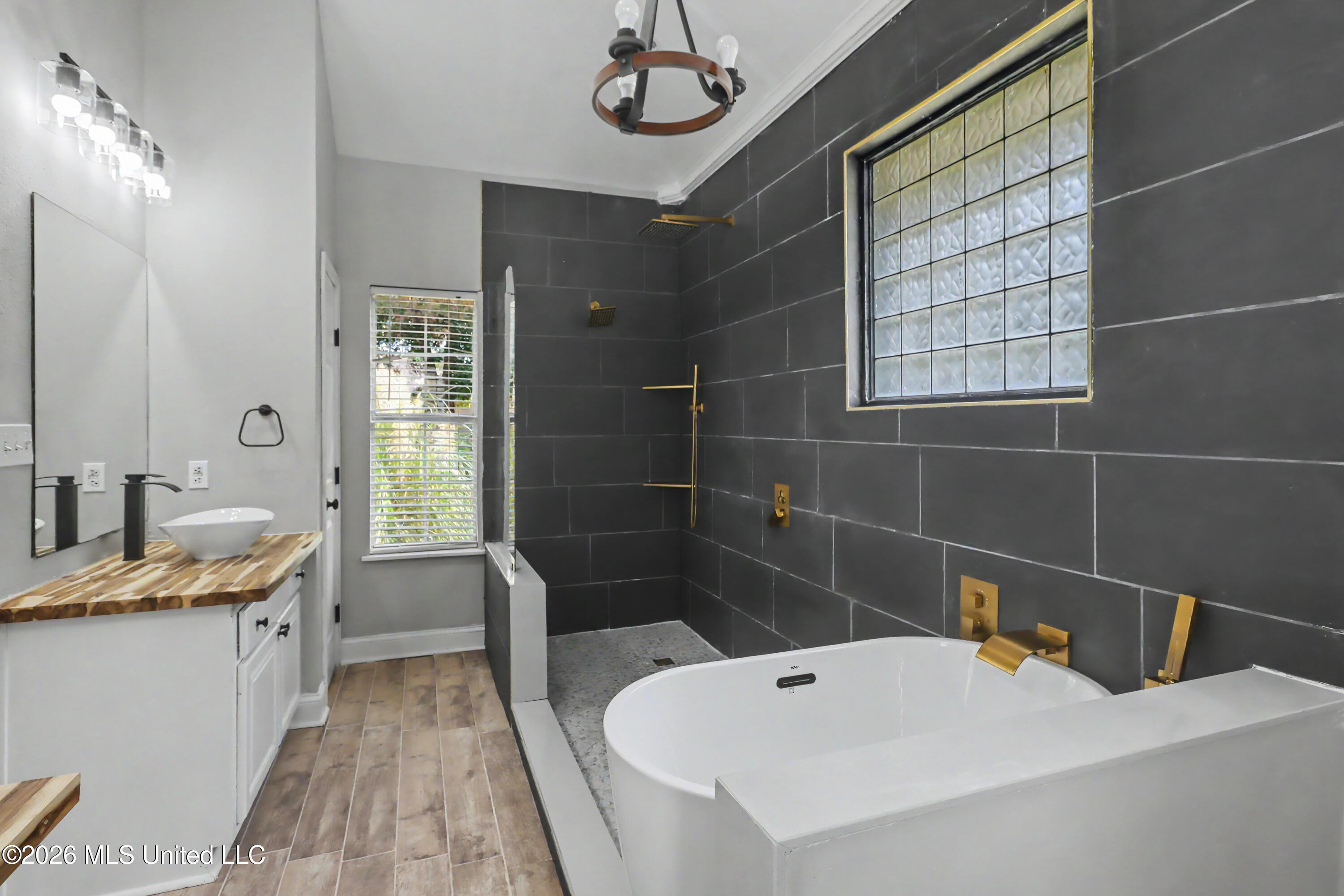 14158 Longwood Circle Property Photo 19