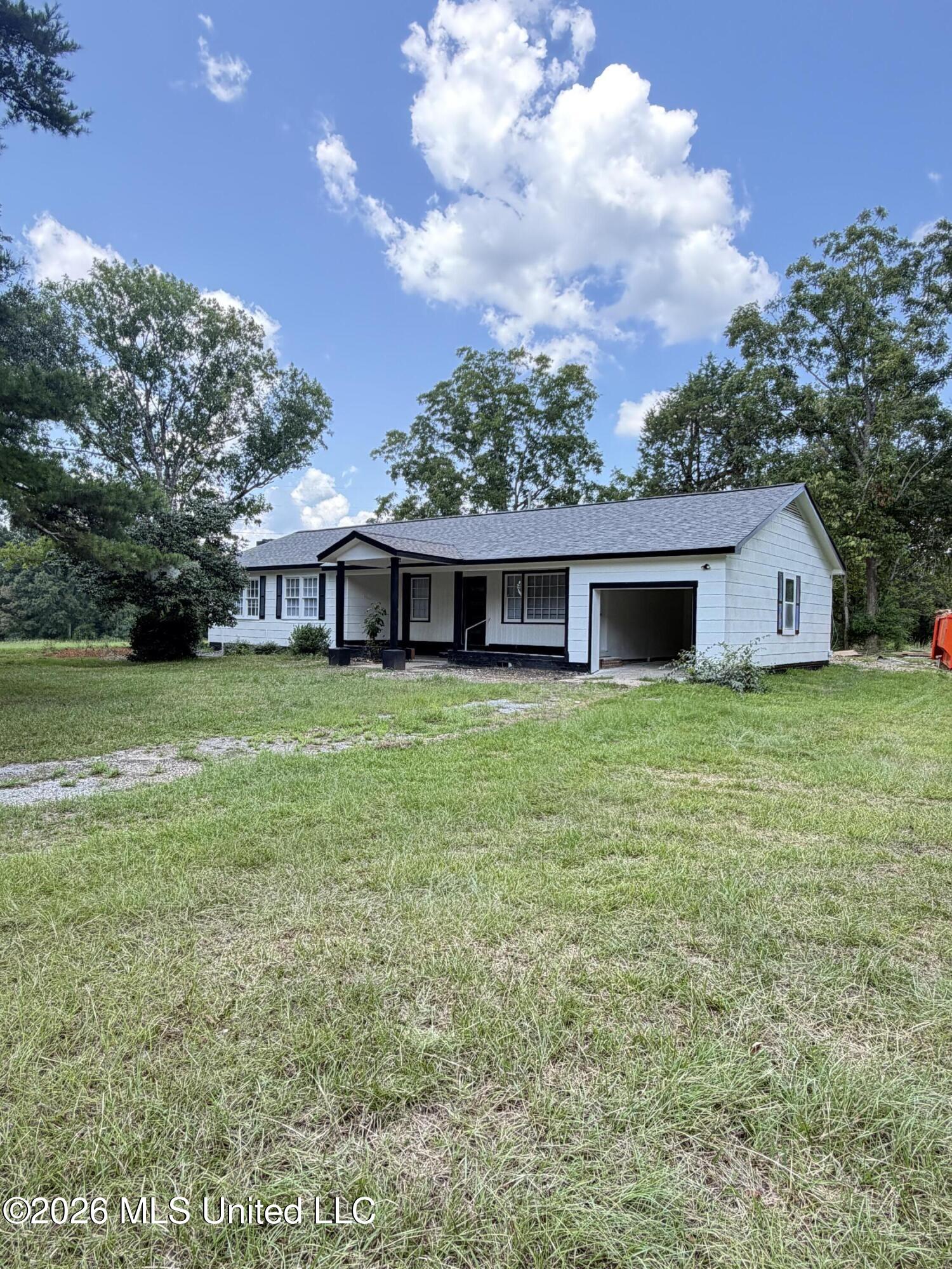 401 Garland Broome Road Property Photo 2