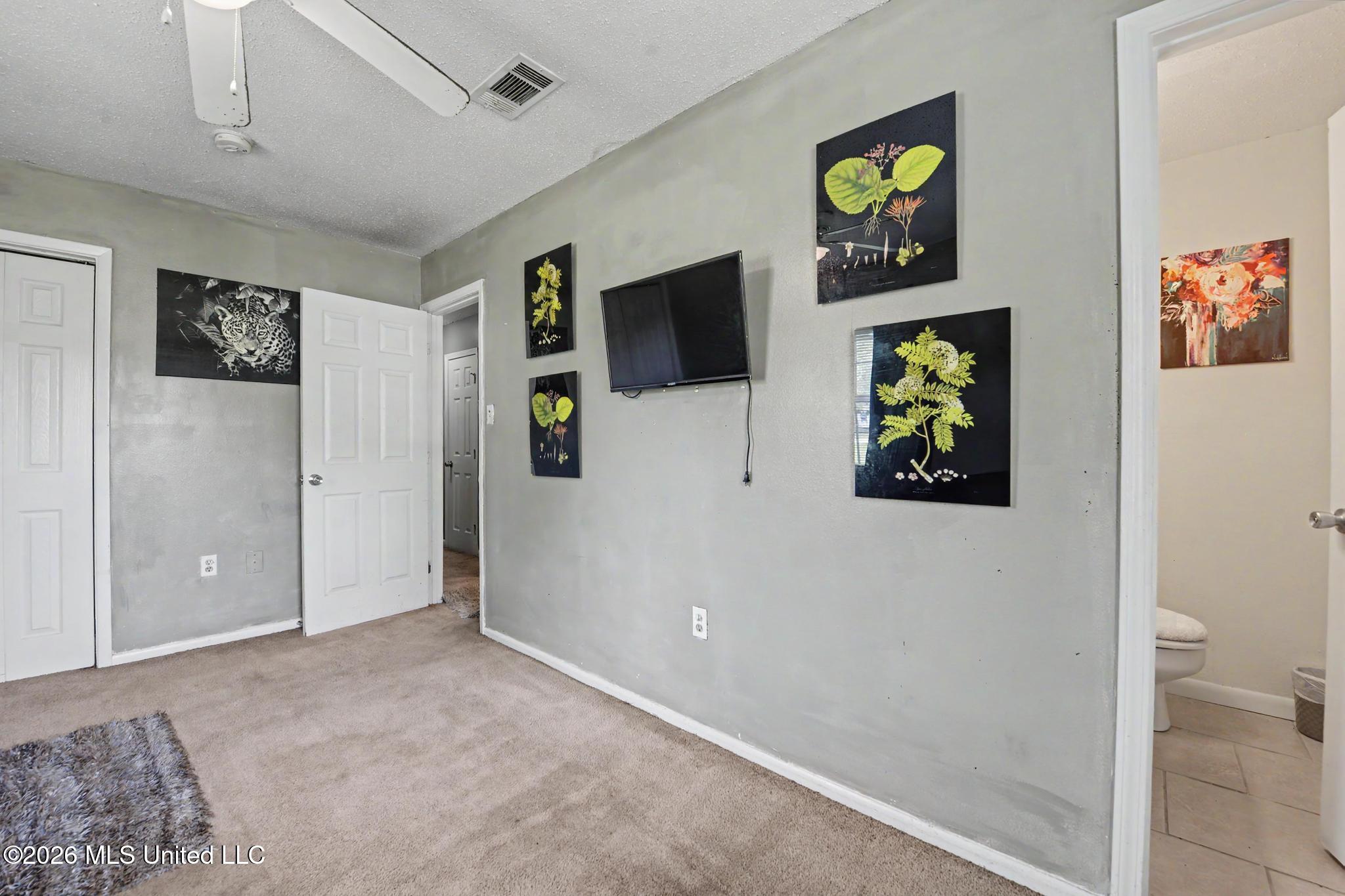 922 Sweetgum Drive Property Photo 8