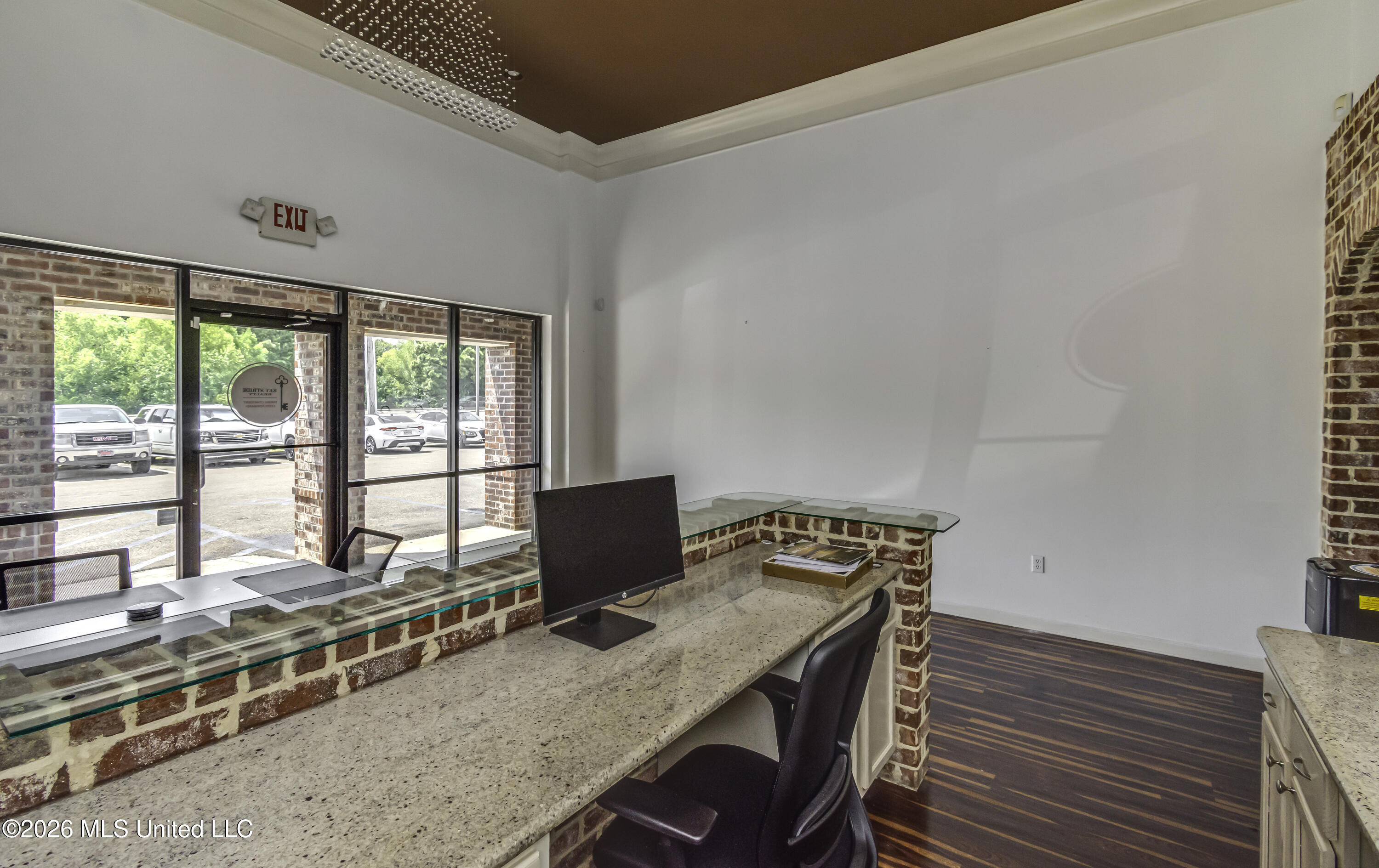 1127 Old Fannin Road Property Photo 11