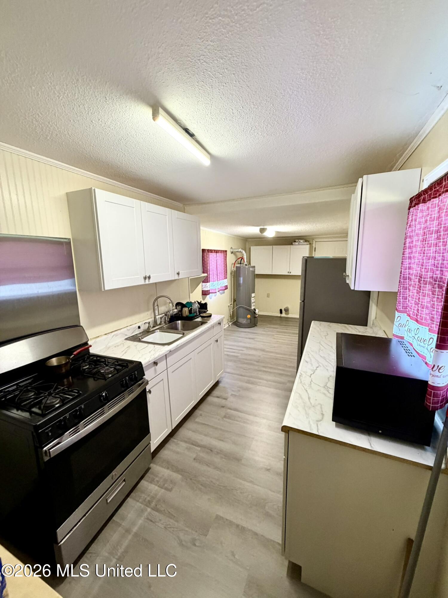 1327c Street Road Property Photo 2