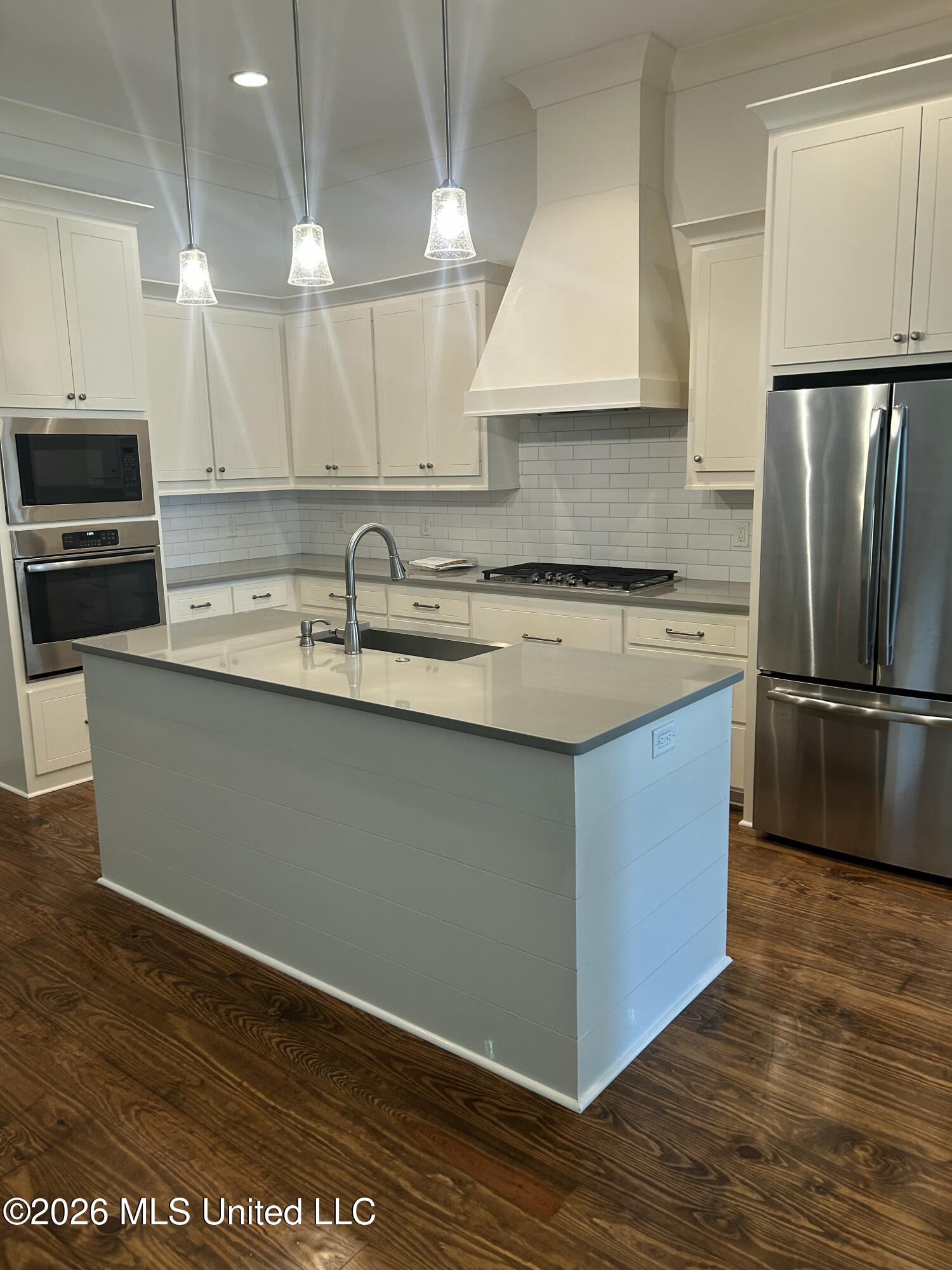 168 Grace Drive Property Photo 8