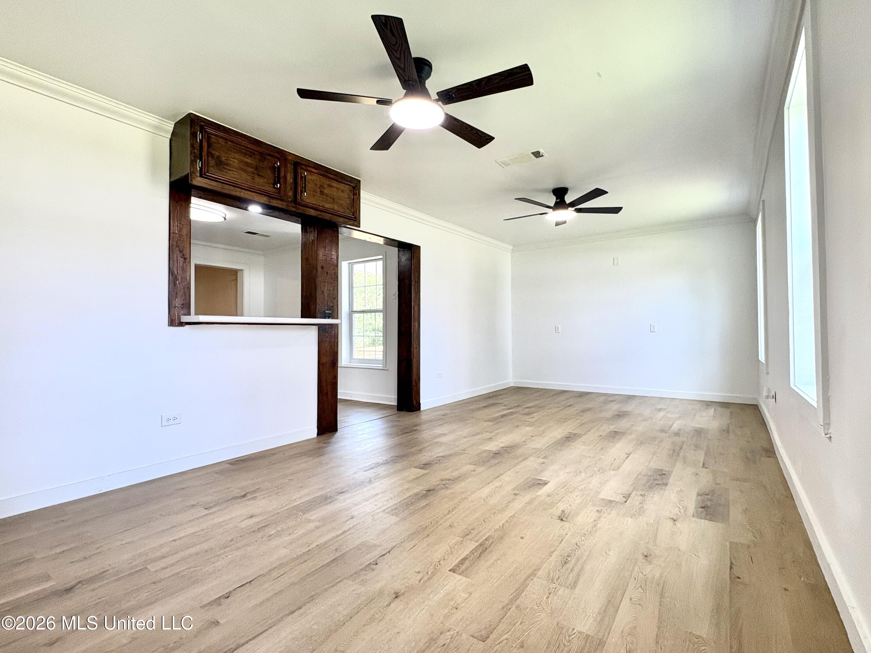 216 6th Avenue Property Photo 5