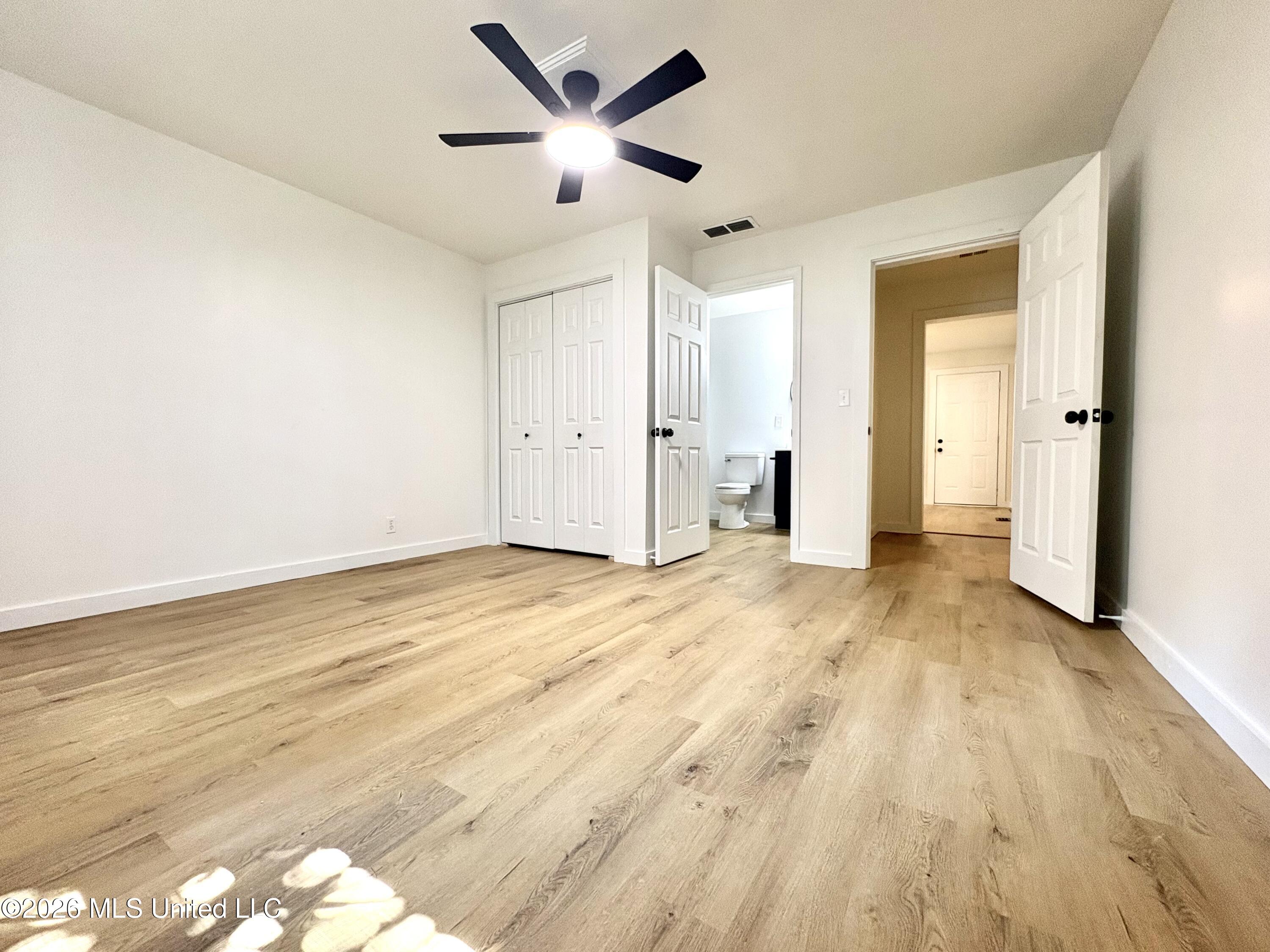 216 6th Avenue Property Photo 14