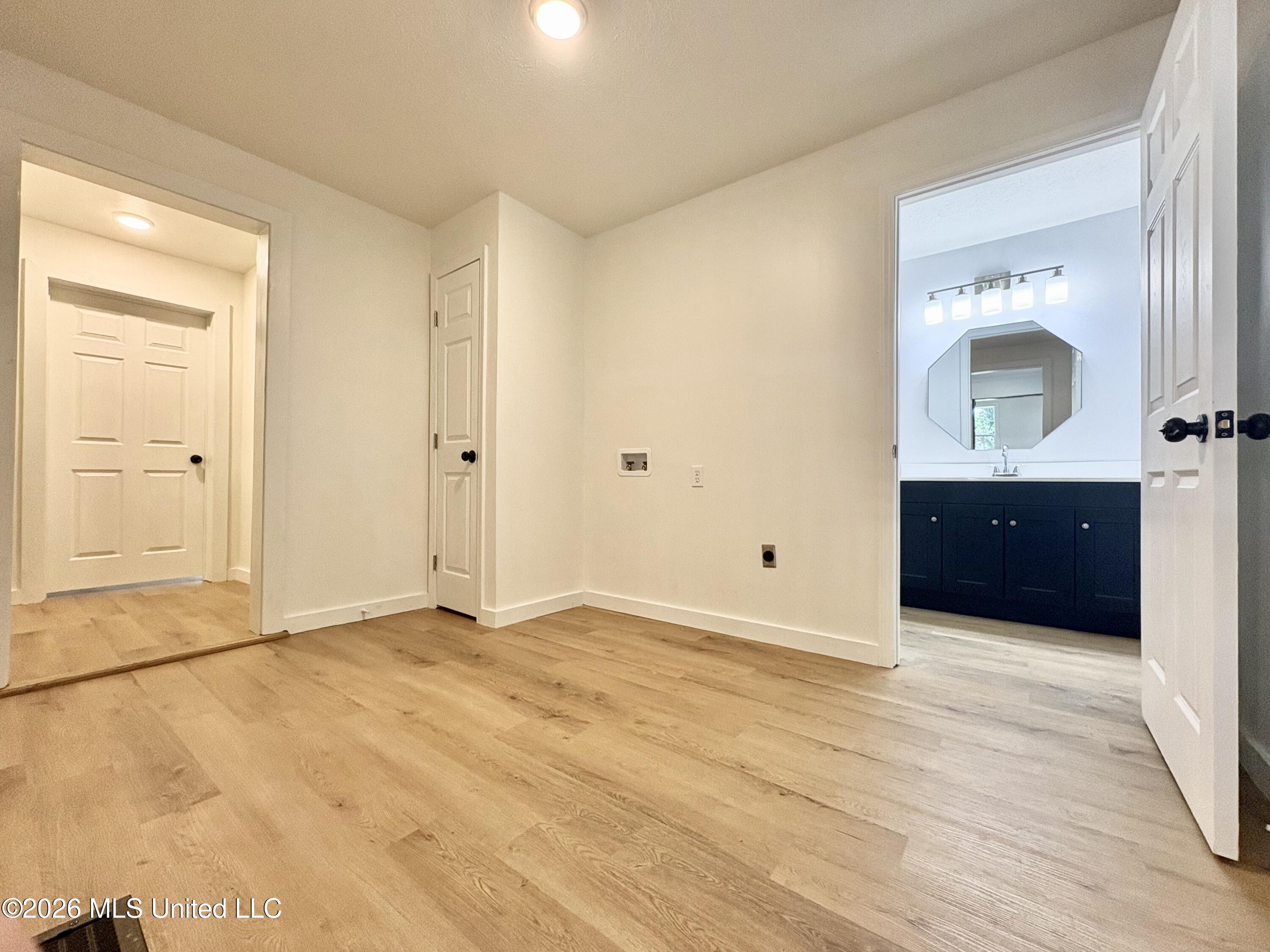 216 6th Avenue Property Photo 16