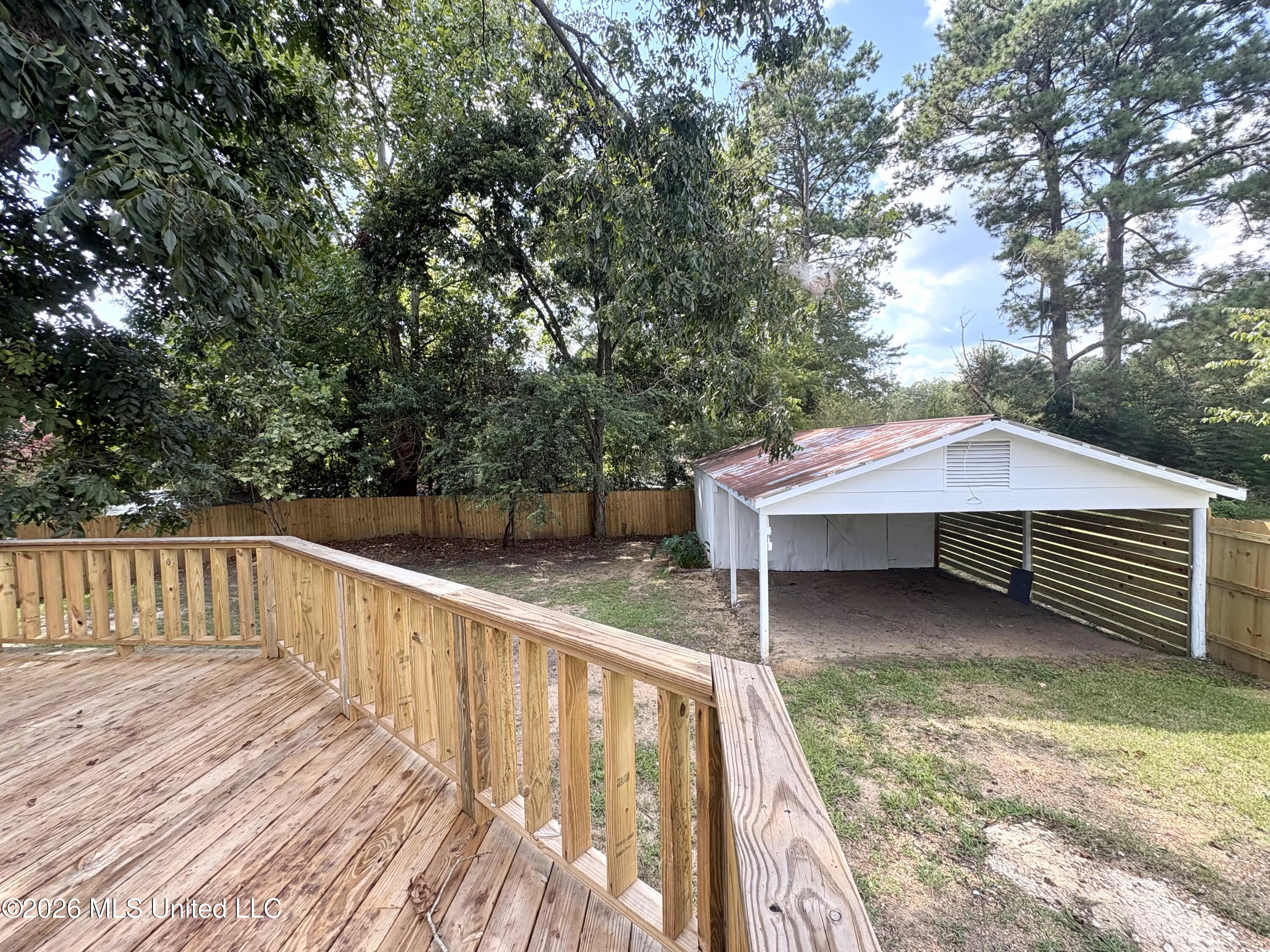 216 6th Avenue Property Photo 20