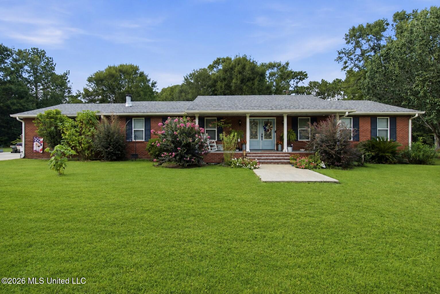 19 Luther Davis Road Property Photo 1