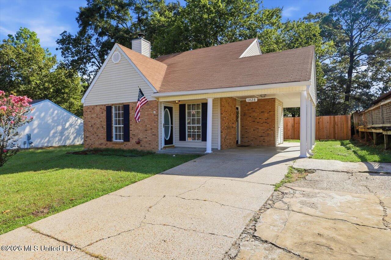 1428 Chelsea Lane Property Photo 3
