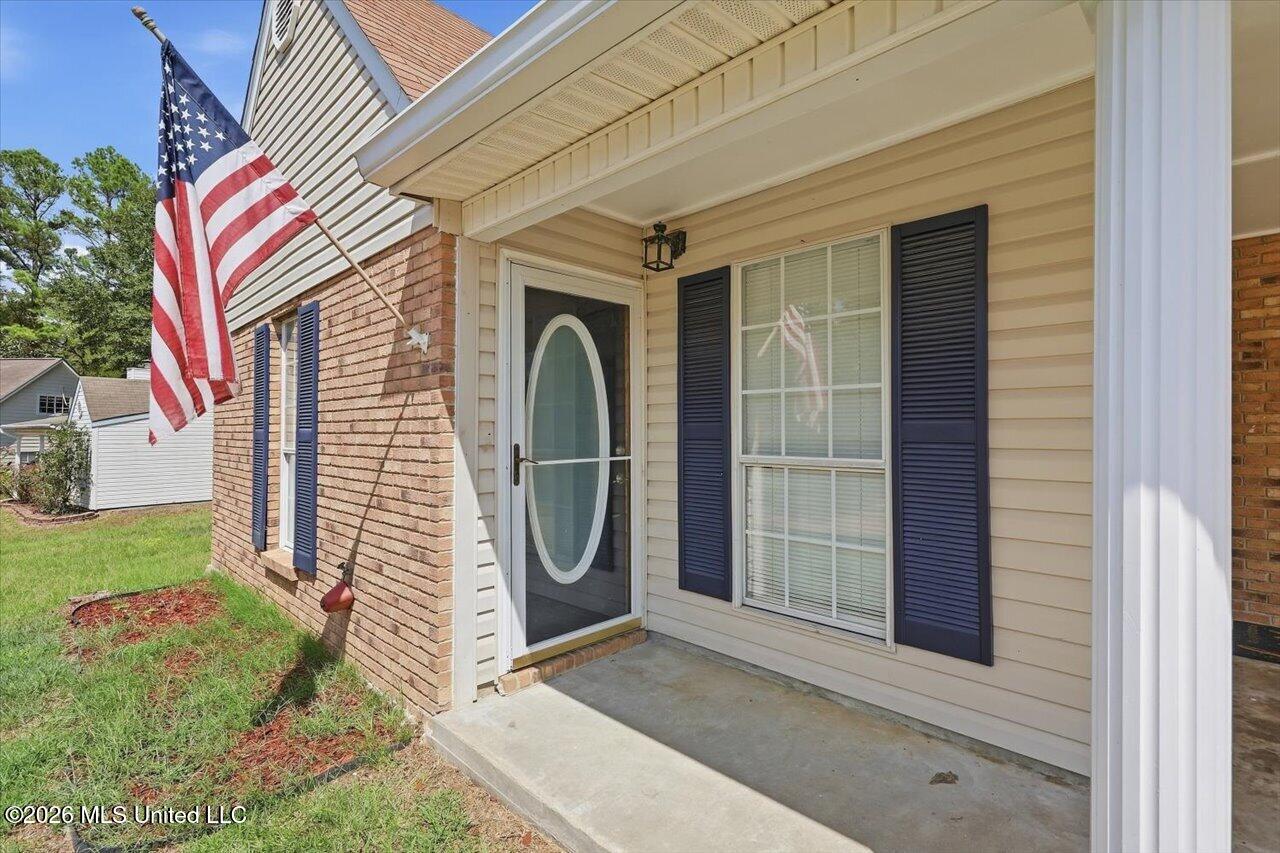 1428 Chelsea Lane Property Photo 4